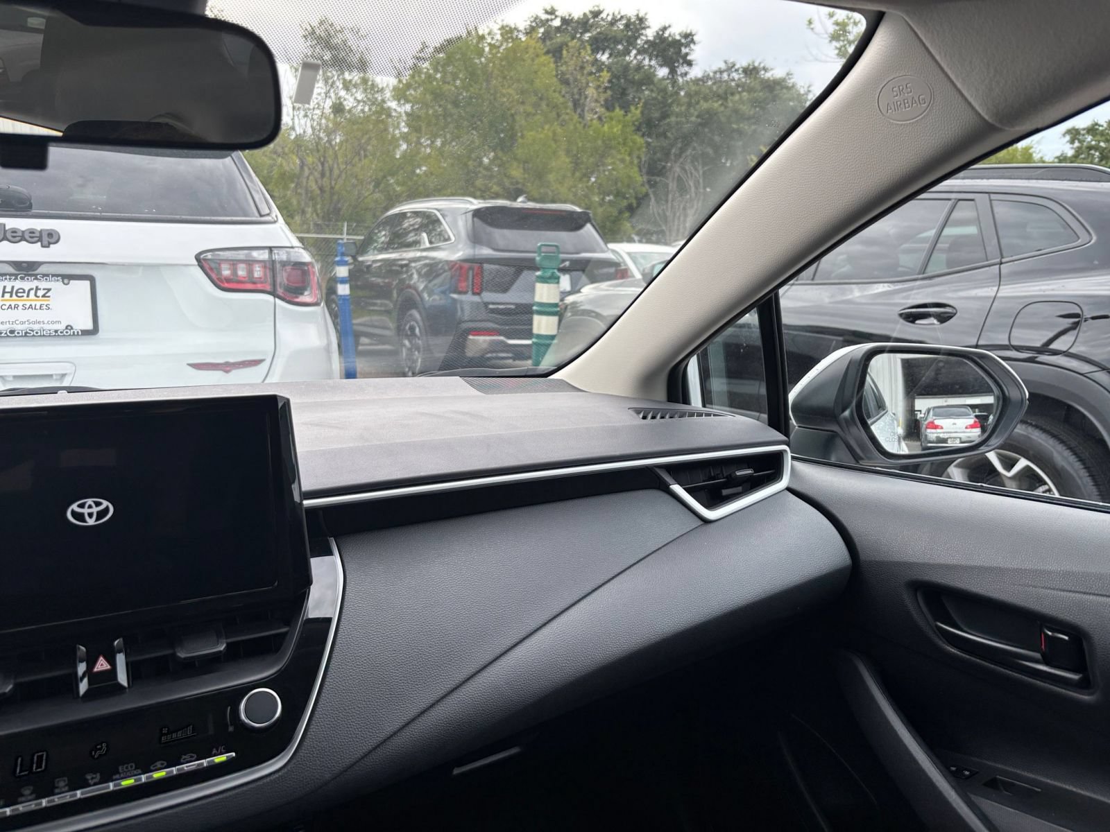 Thumbnail: 2025 Toyota Corolla - 34