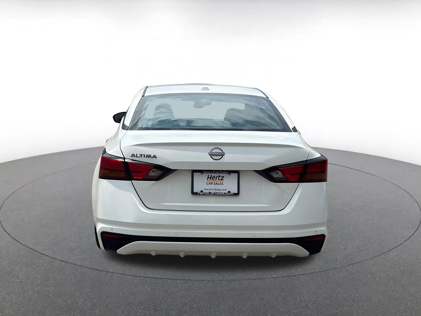 Thumbnail: 2025 Nissan Altima - 6