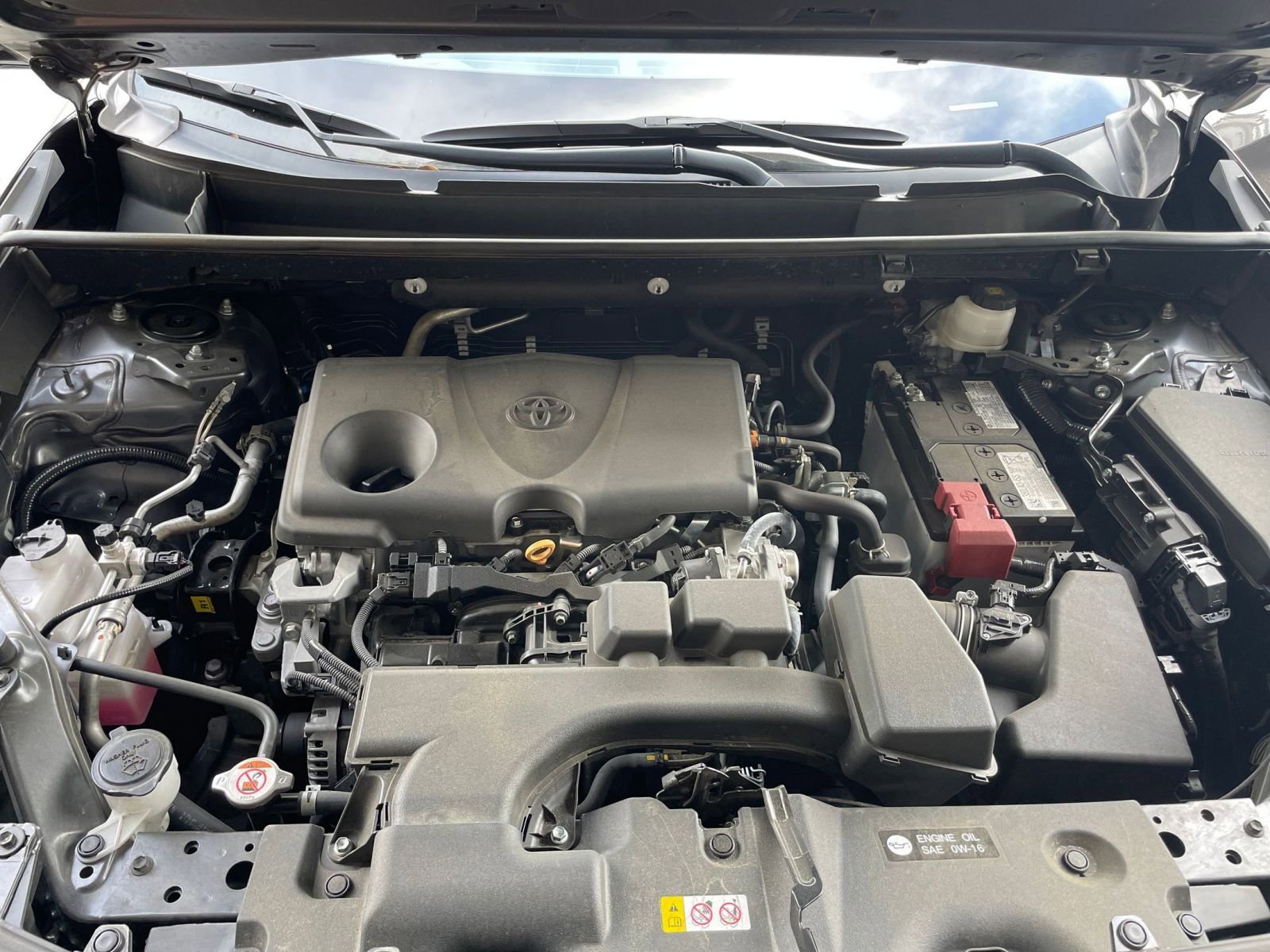 Thumbnail: 2025 Toyota RAV4 - 32