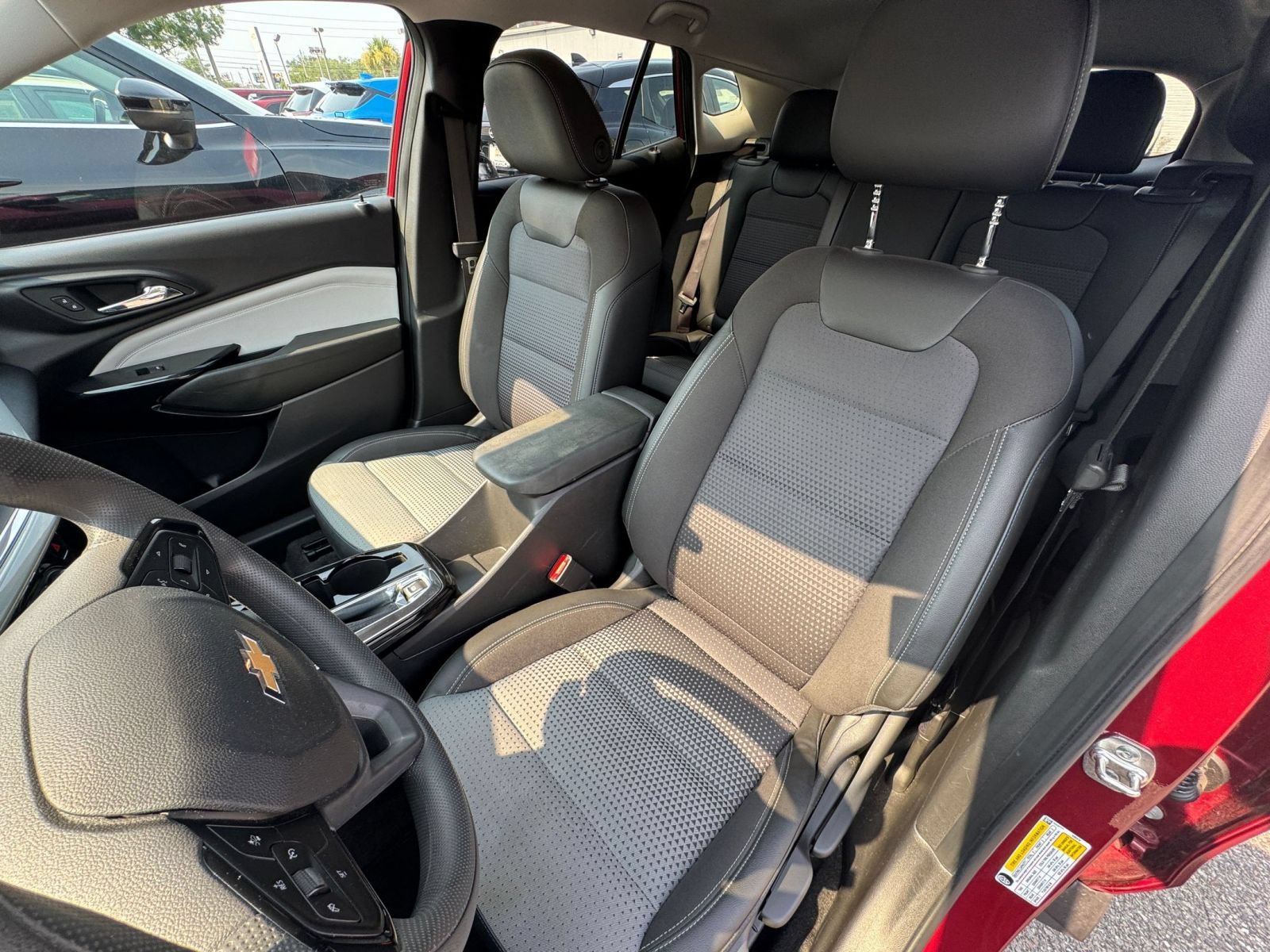 Thumbnail: 2025 Chevrolet Trax - 35
