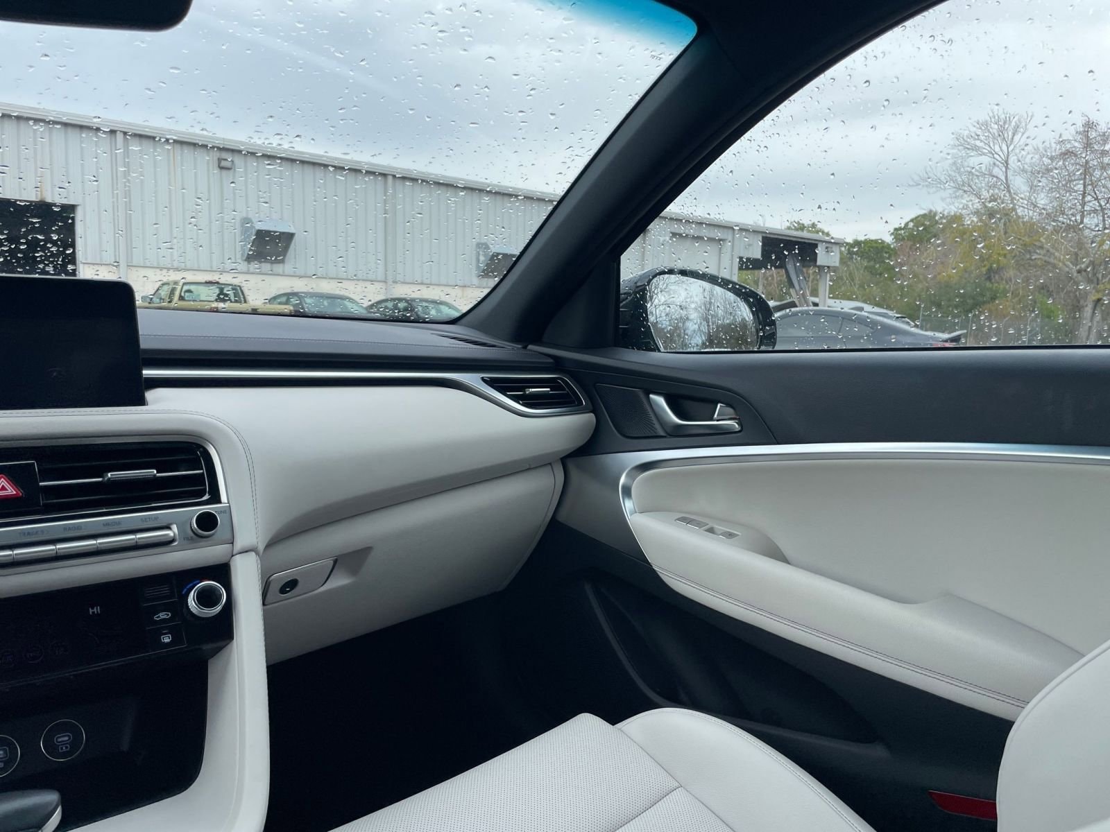 Thumbnail: 2025 Genesis G70 - 35