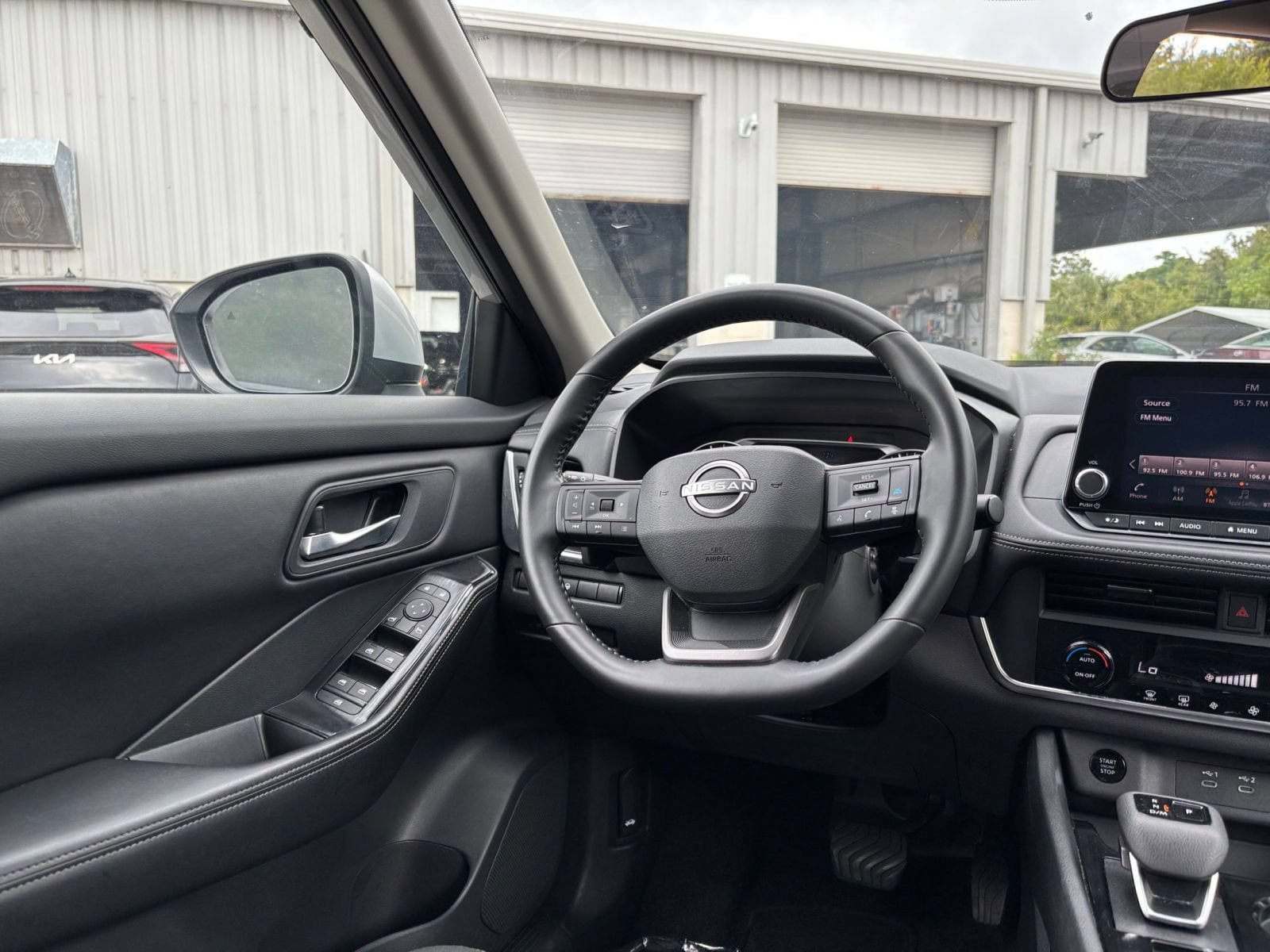 Thumbnail: 2025 Nissan Rogue - 31