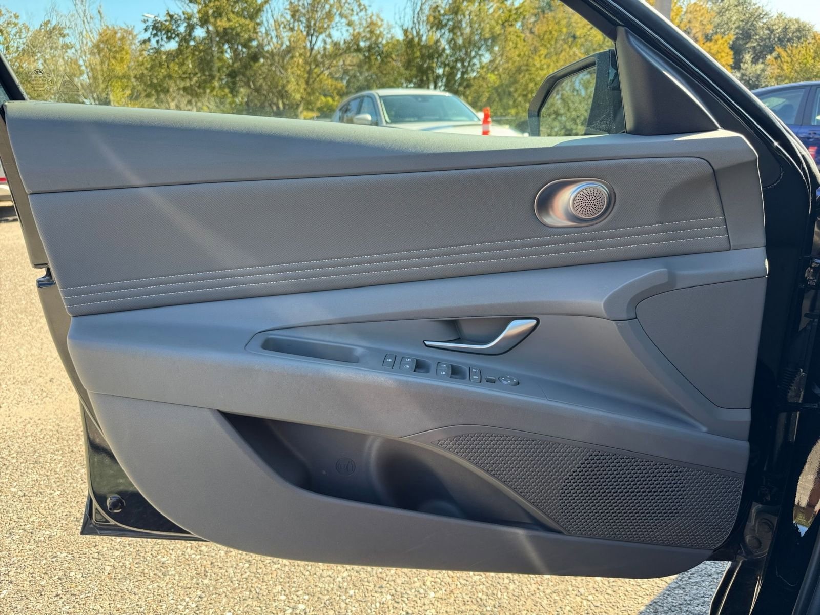 Thumbnail: 2025 Hyundai Elantra - 20