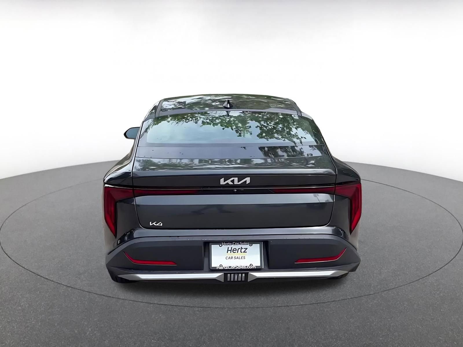 2025 Kia K4 LXS - Photo 11
