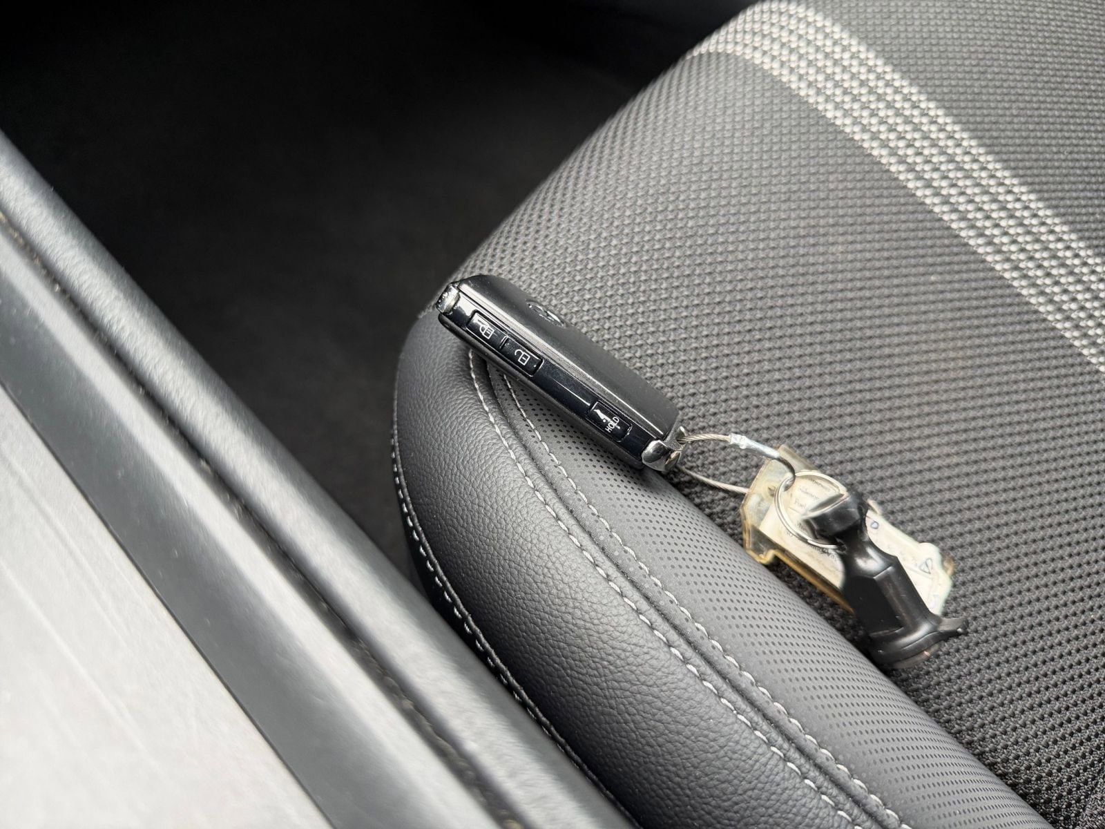 Thumbnail: 2025 Mazda CX-50 - 22