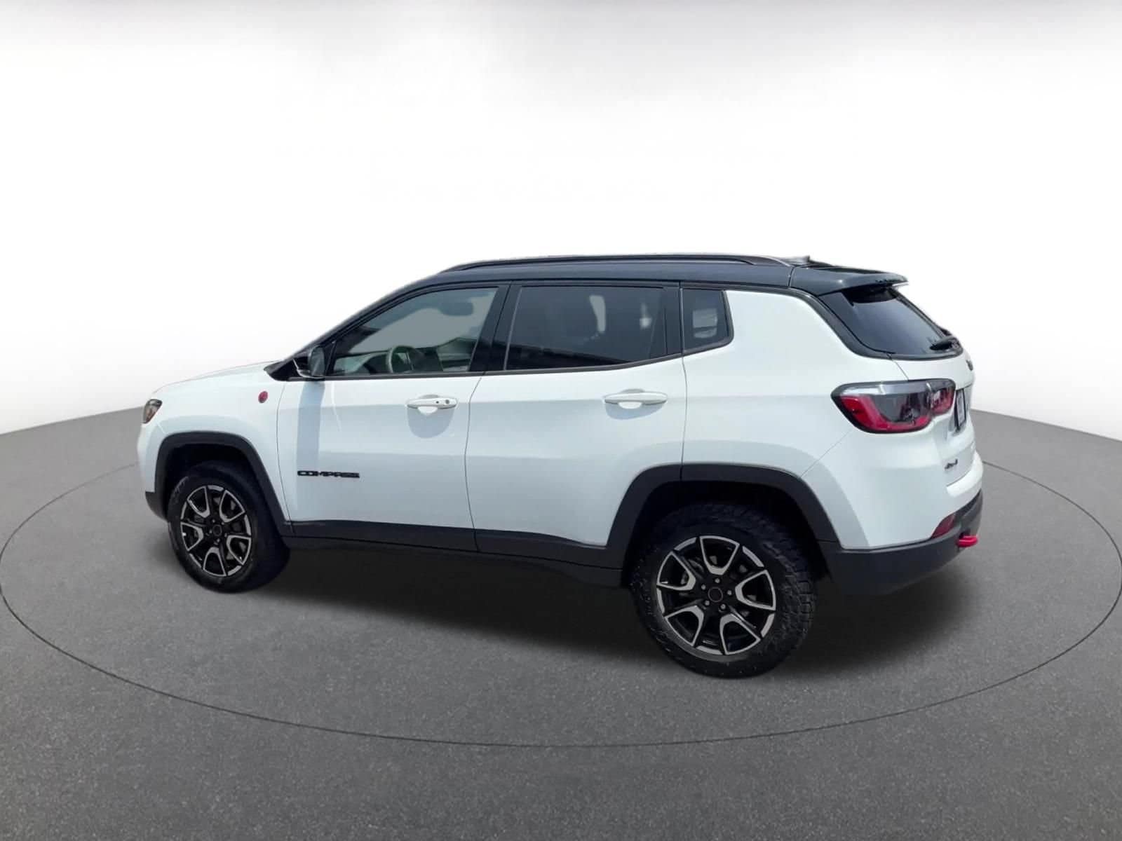 Thumbnail: 2025 Jeep Compass - 8