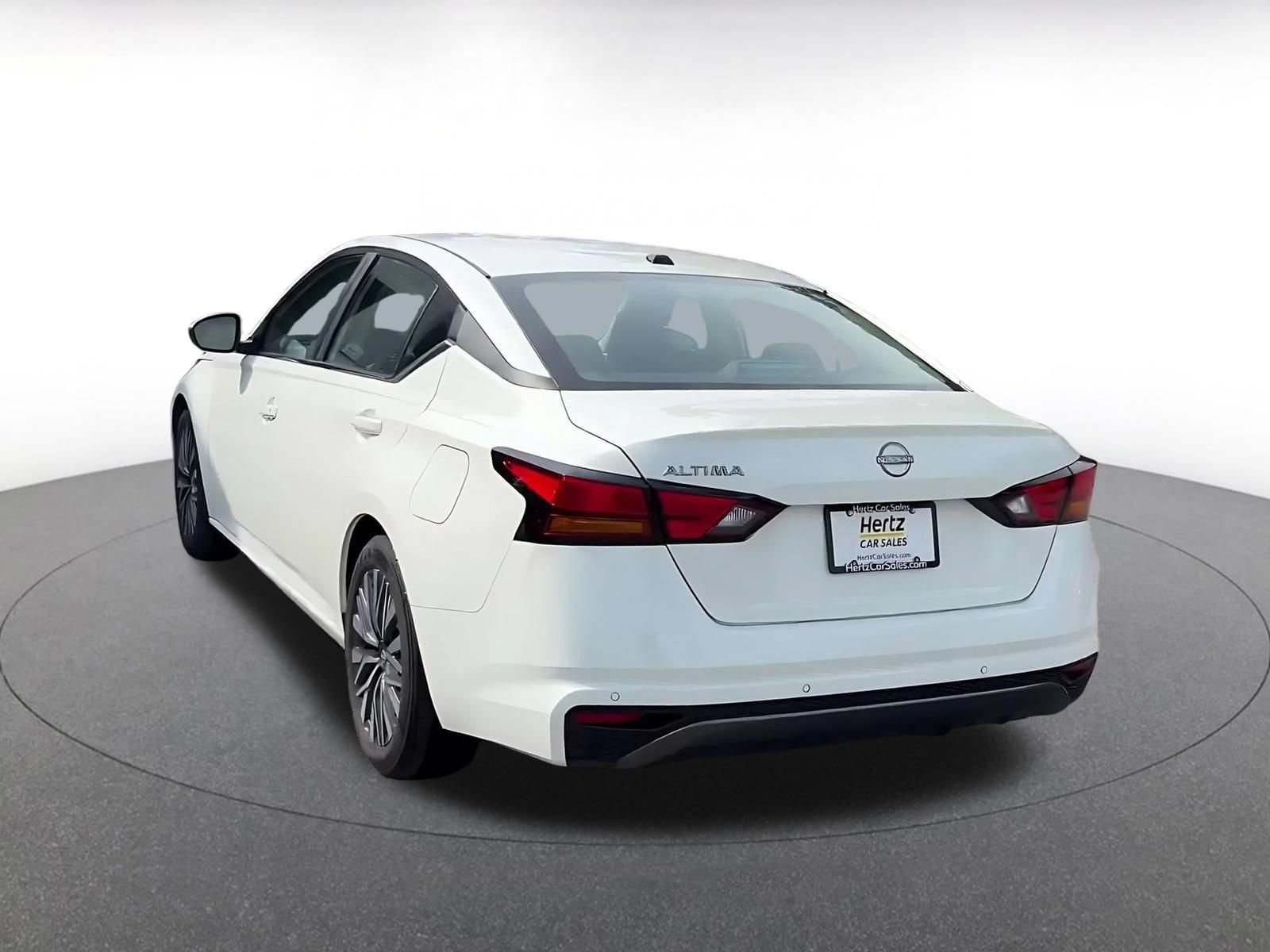 Thumbnail: 2026 Nissan Altima - 10