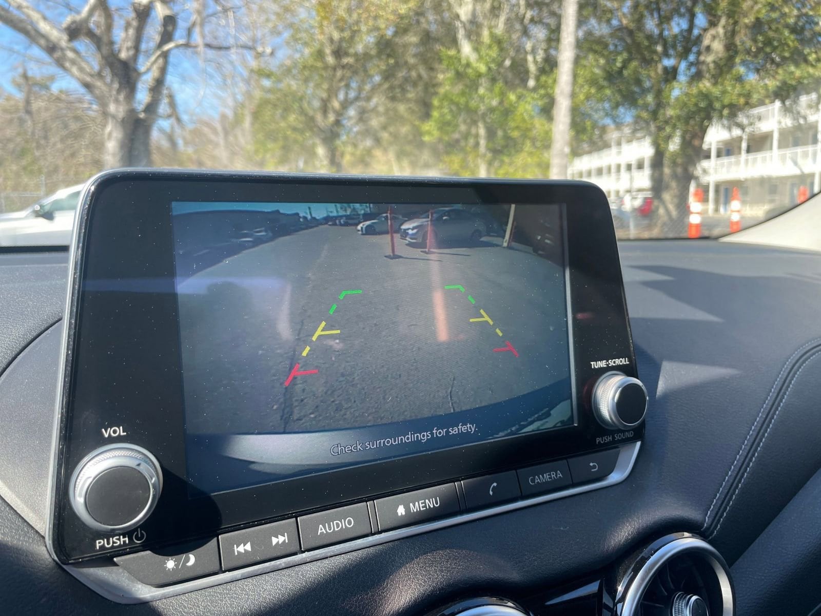 Thumbnail: 2023 Nissan Sentra - 22