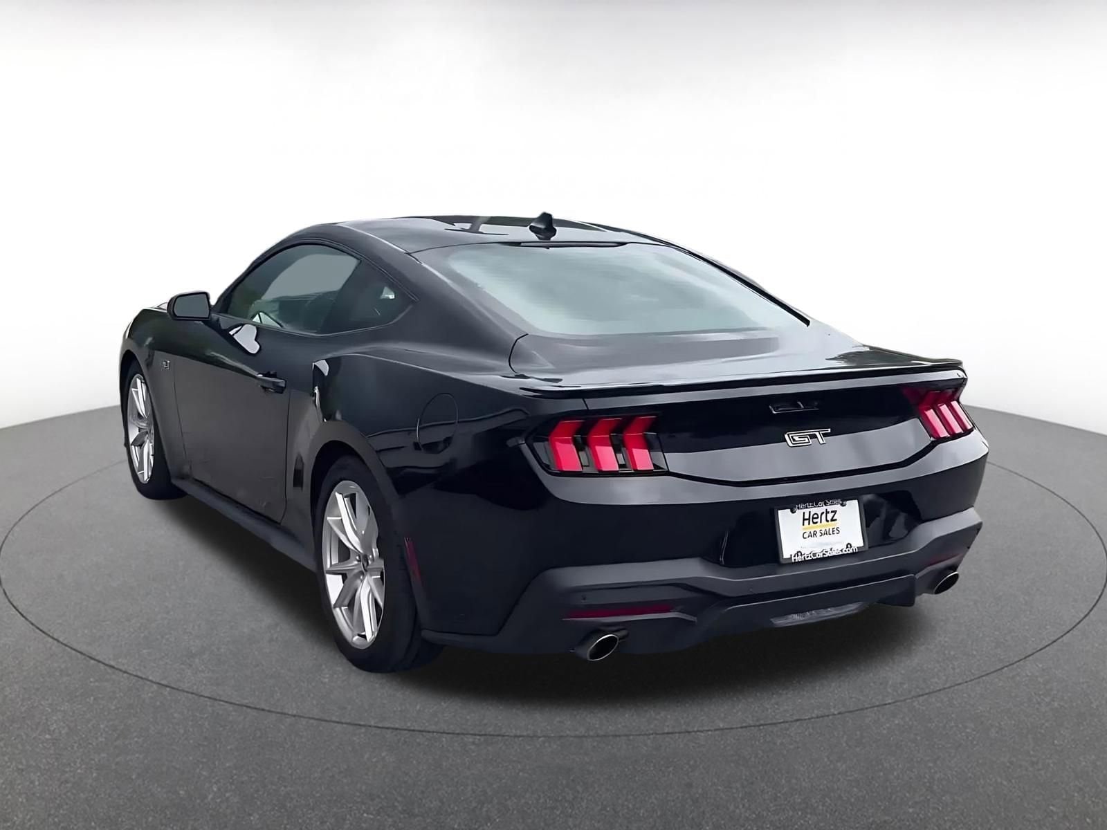Thumbnail: 2025 Ford Mustang - 10
