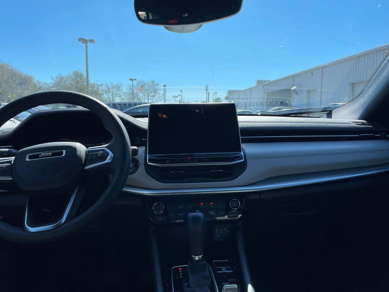 Thumbnail: 2025 Jeep Compass - 17