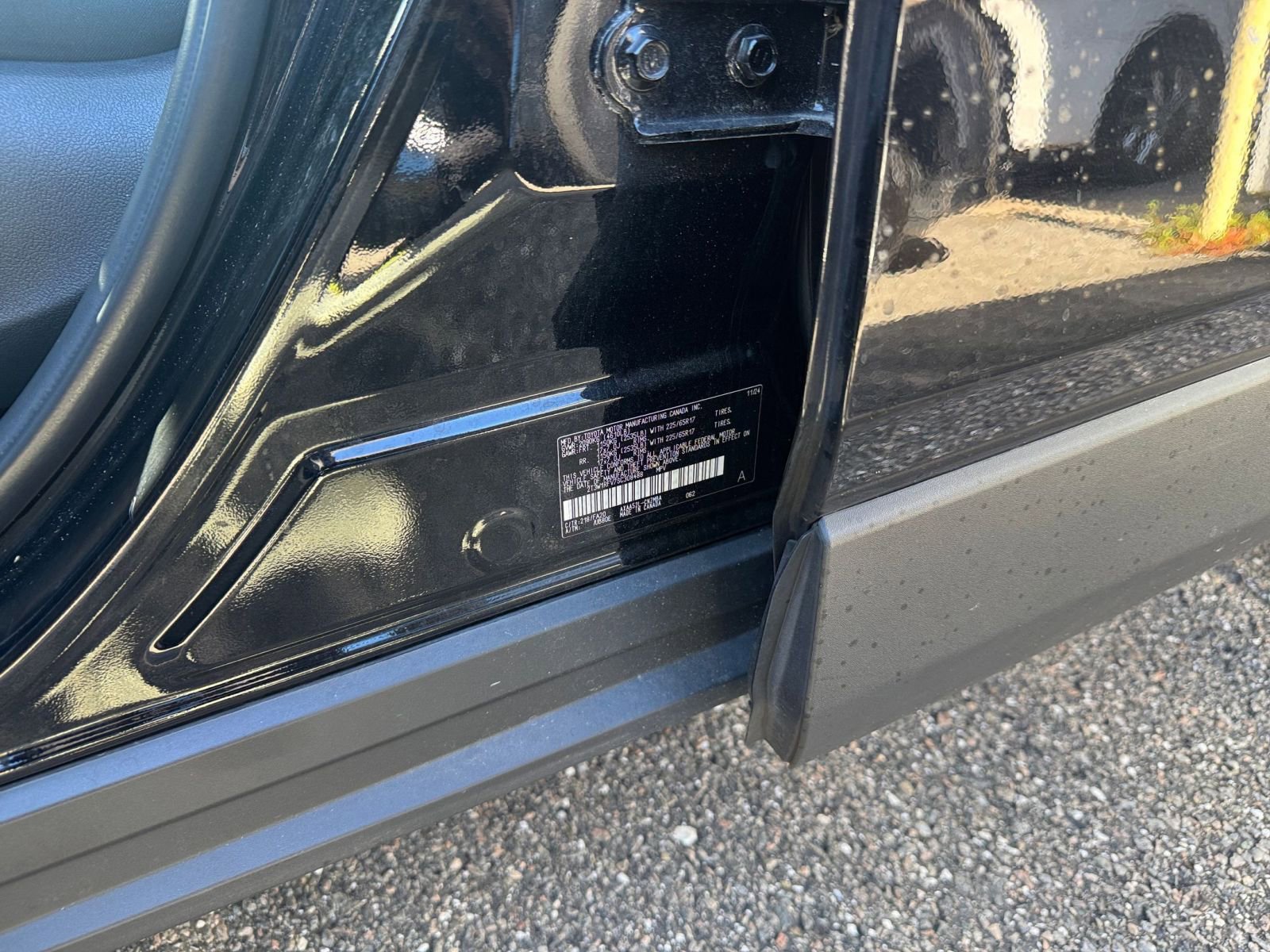 Thumbnail: 2025 Toyota RAV4 - 29