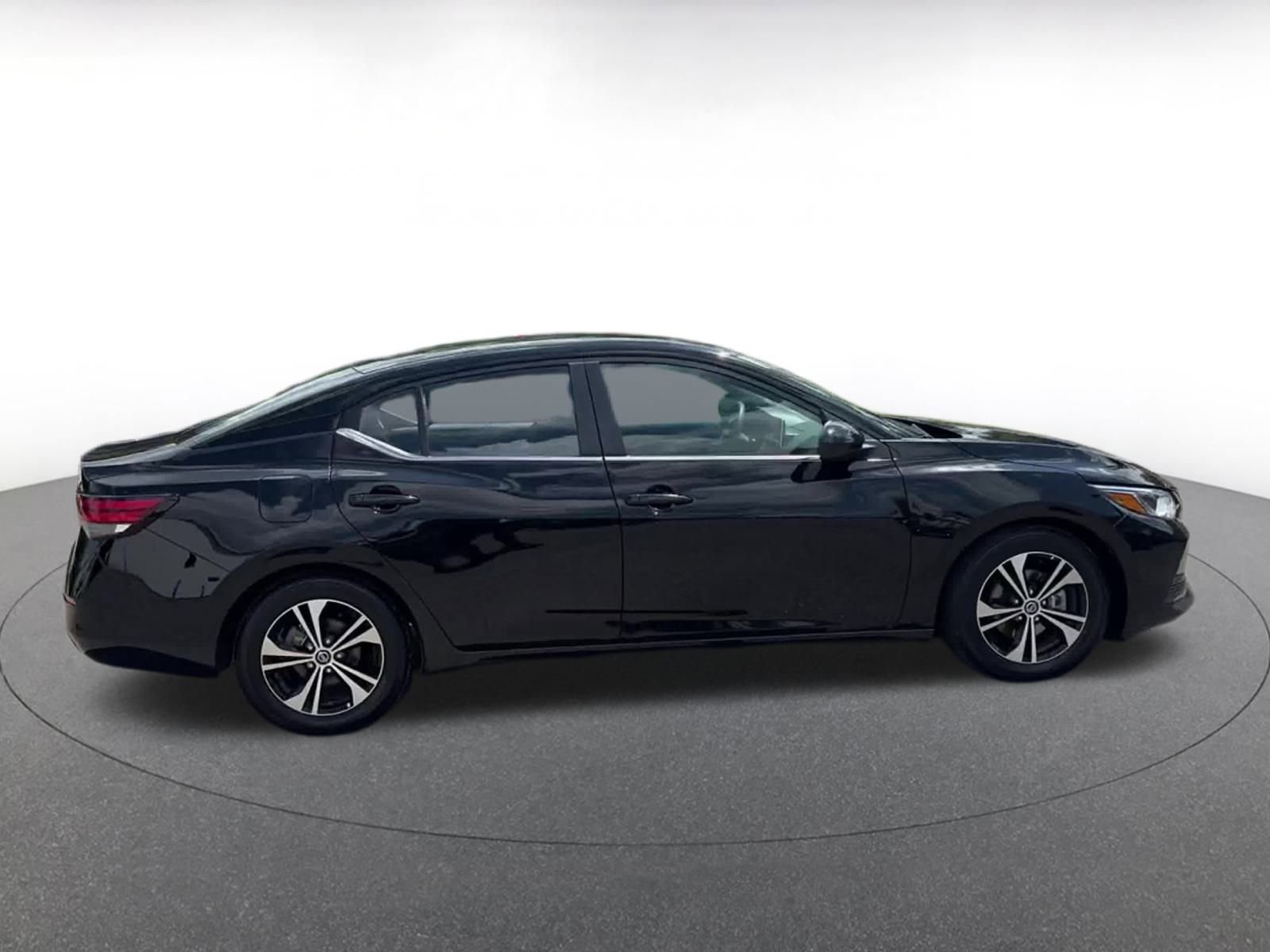 Thumbnail: 2023 Nissan Sentra - 12
