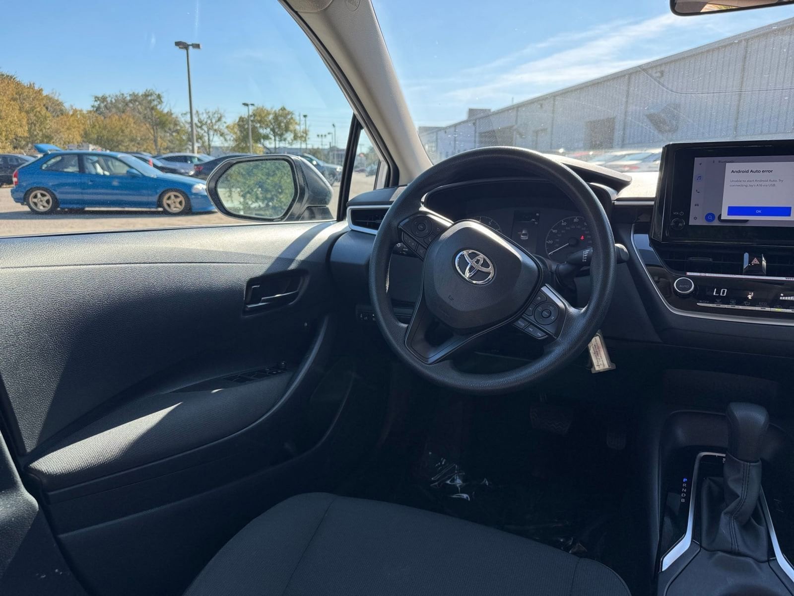 Thumbnail: 2025 Toyota Corolla - 32