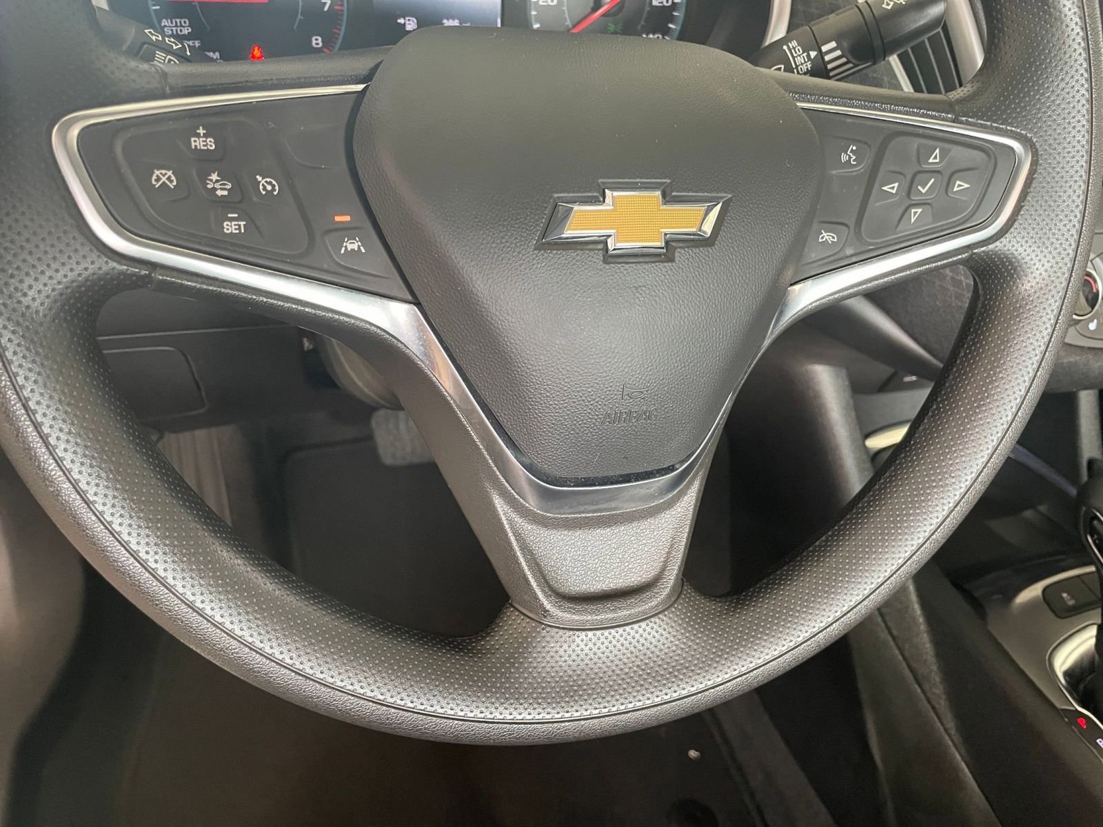 Thumbnail: 2024 Chevrolet Malibu - 25