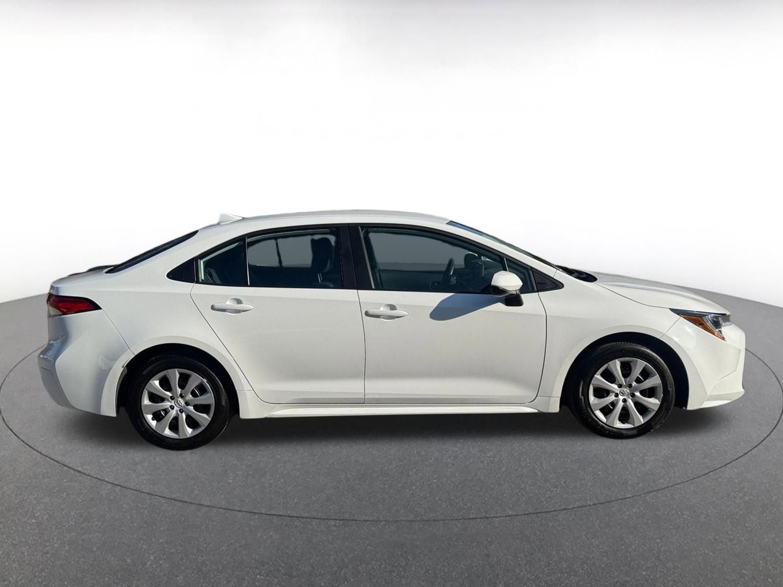 Thumbnail: 2025 Toyota Corolla - 15