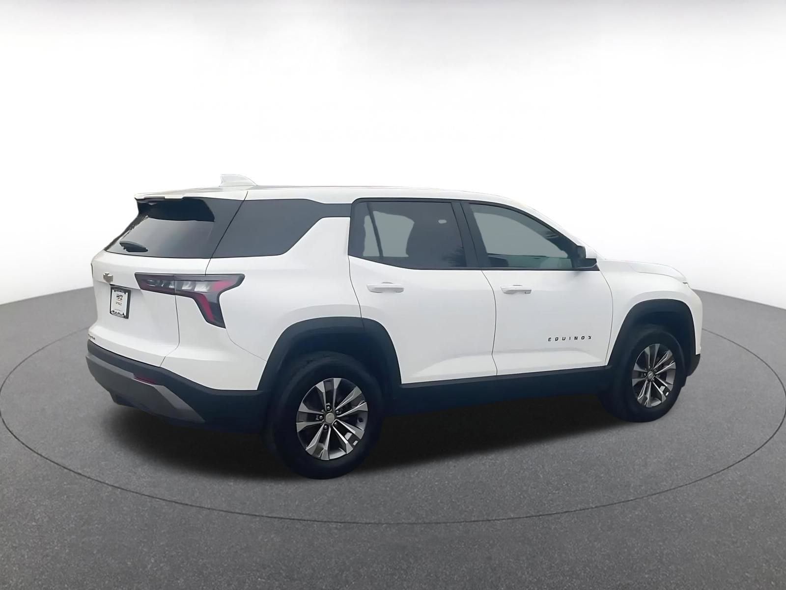 Thumbnail: 2025 Chevrolet Equinox - 14