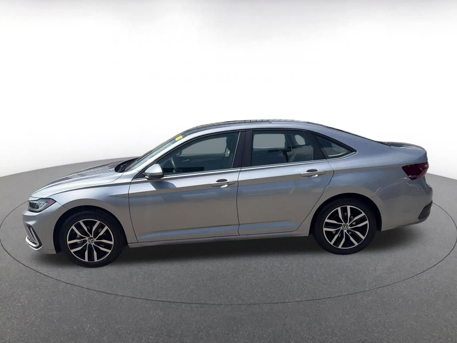 Thumbnail: 2025 Volkswagen Jetta - 8