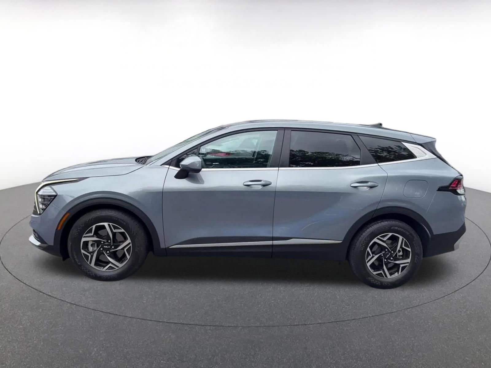 Thumbnail: 2025 Kia Sportage - 8