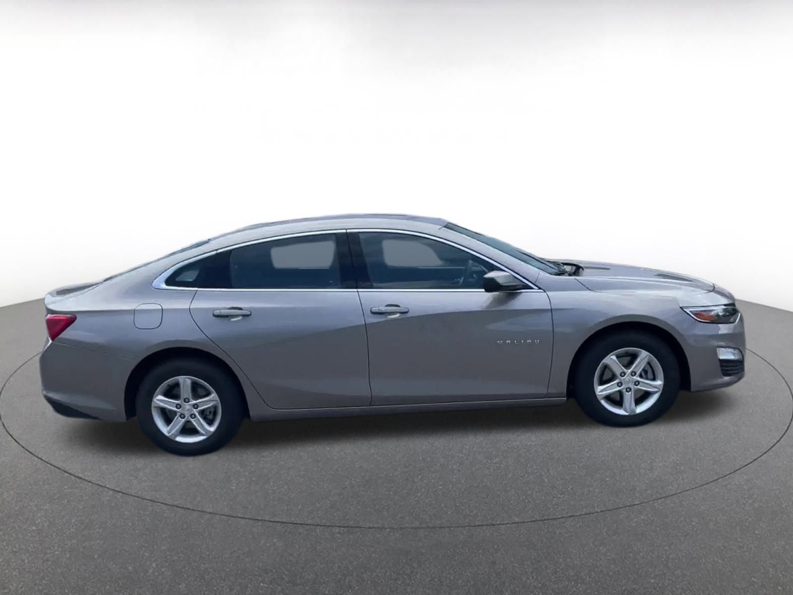 Thumbnail: 2024 Chevrolet Malibu - 16