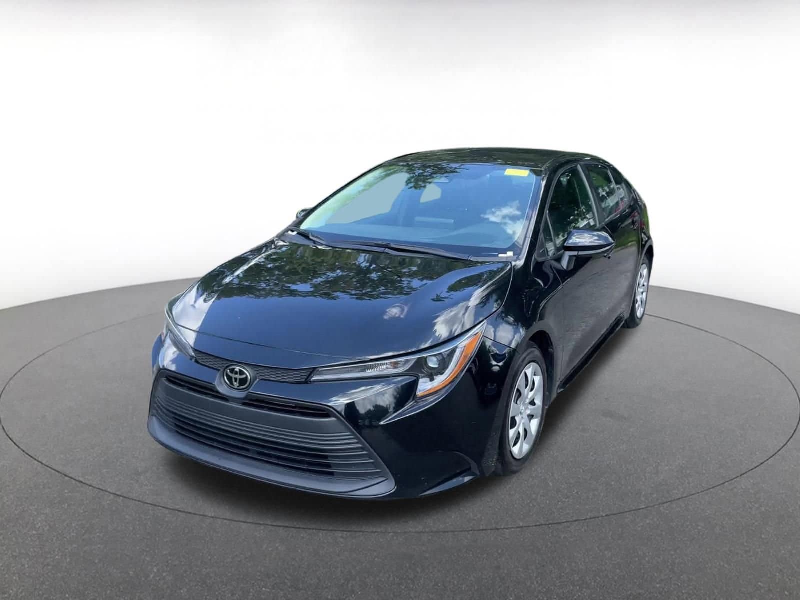 Thumbnail: 2023 Toyota Corolla - 7