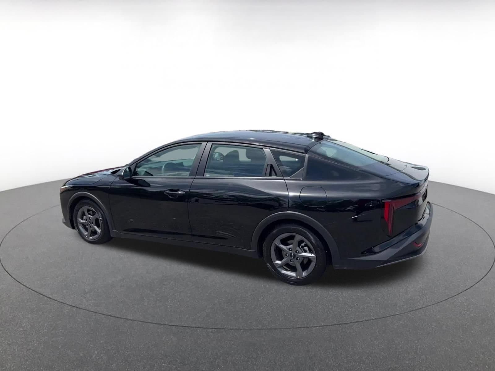 Thumbnail: 2025 Kia K4 - 9