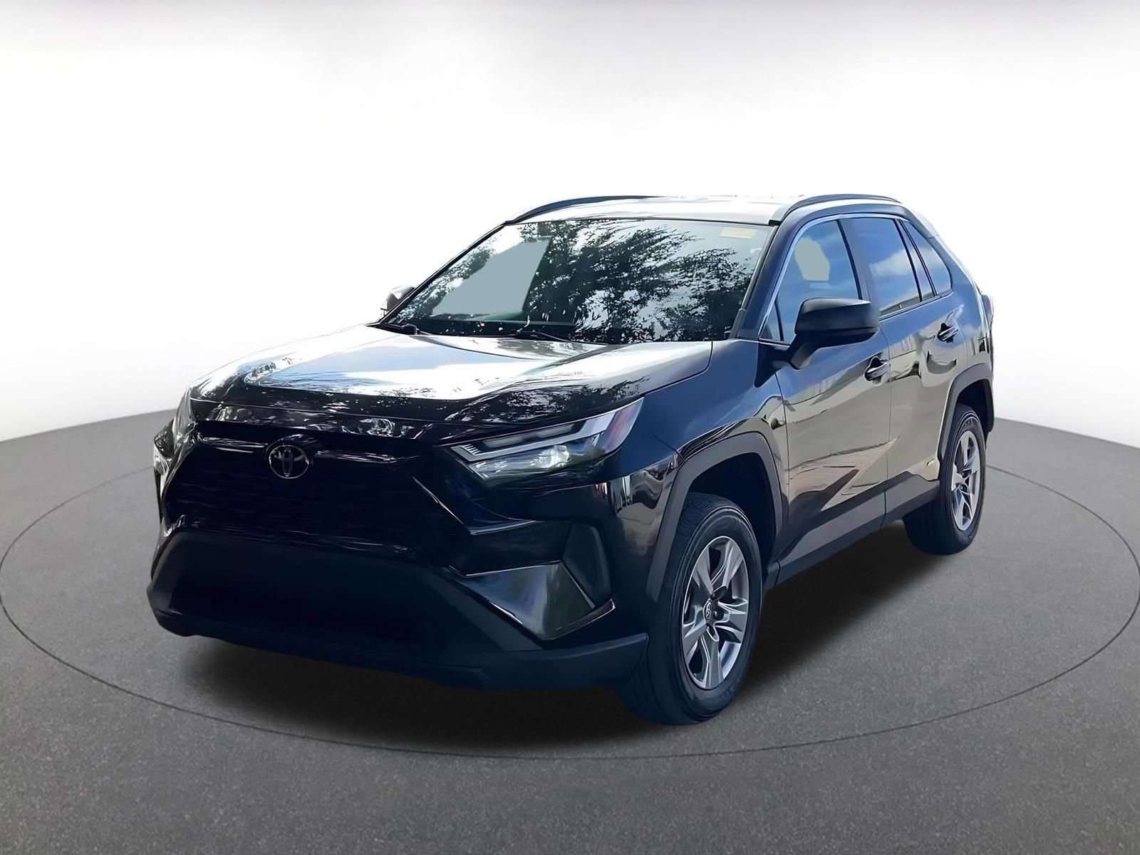 Thumbnail: 2025 Toyota RAV4 - 4