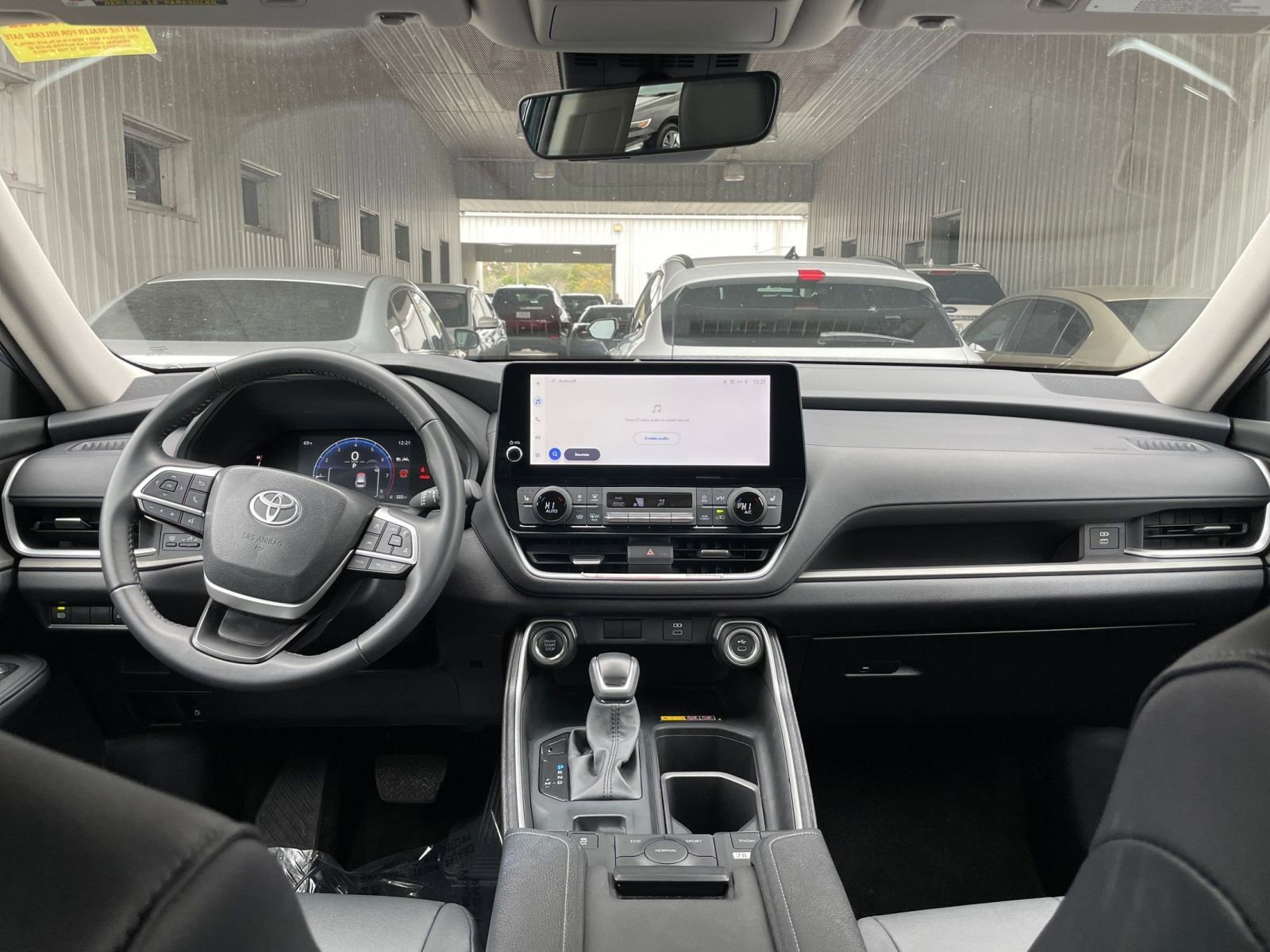 Thumbnail: 2025 Toyota Grand Highlander - 31