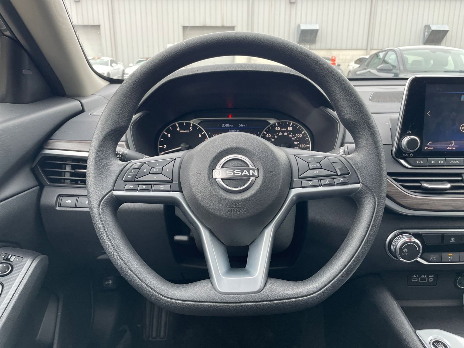 Thumbnail: 2025 Nissan Altima - 27