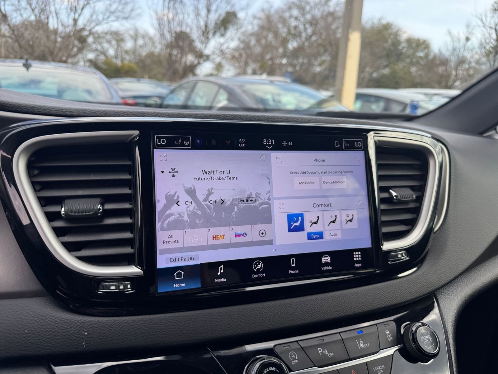 Thumbnail: 2025 Chrysler Pacifica - 20