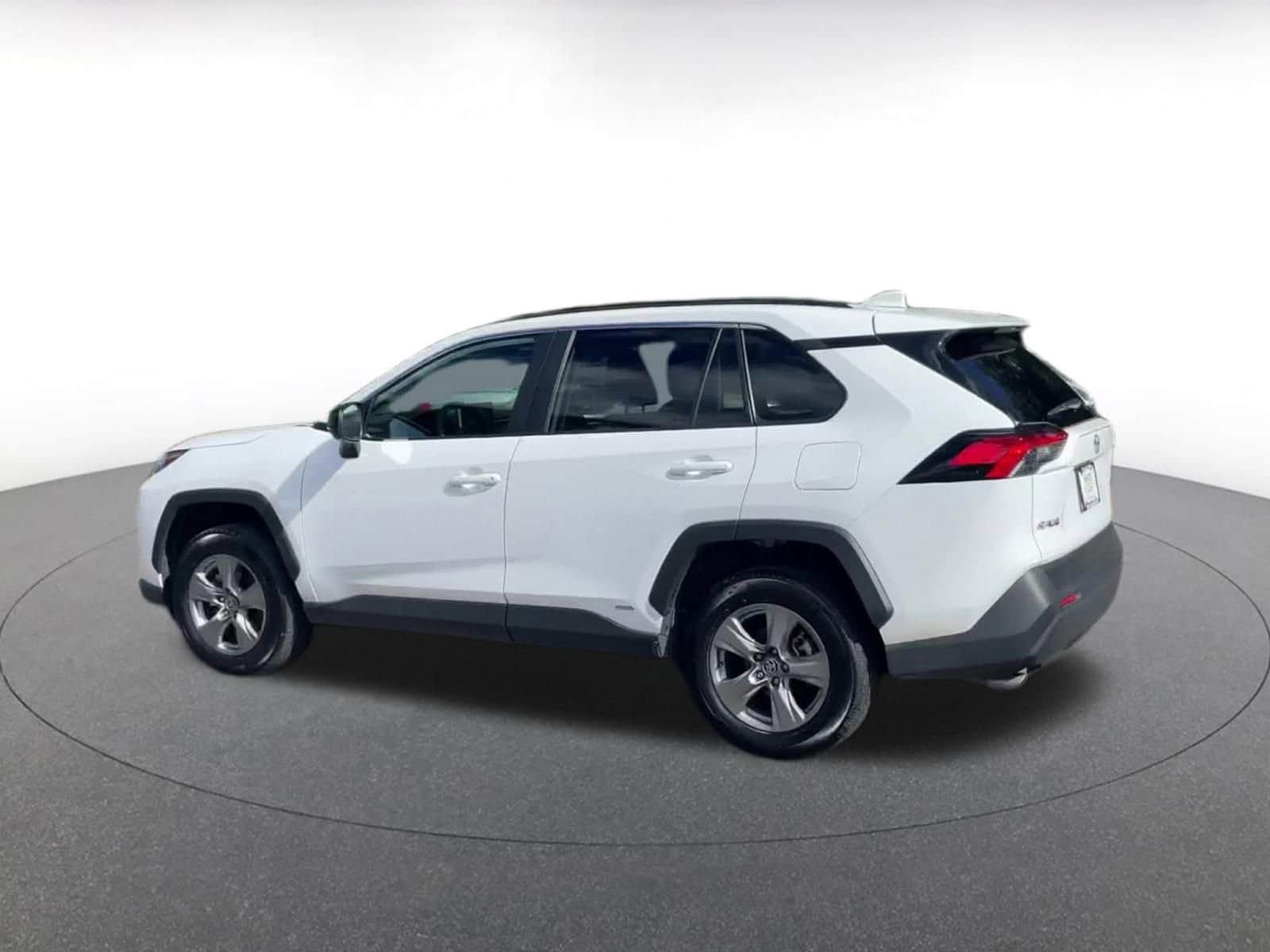 Thumbnail: 2025 Toyota RAV4 - 10