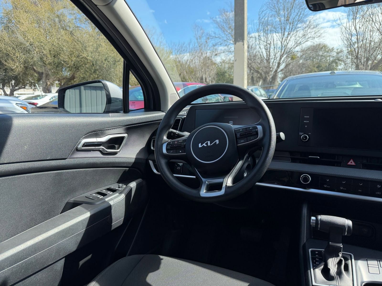 Thumbnail: 2025 Kia Sportage - 33