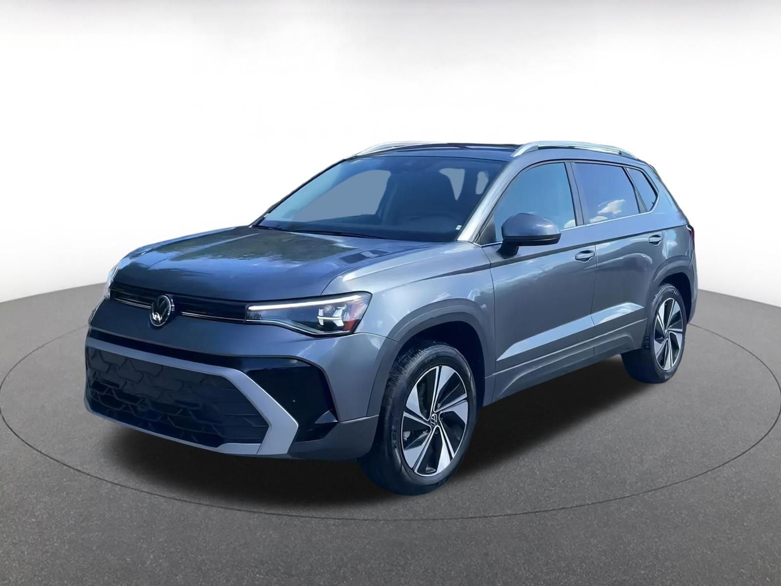 Thumbnail: 2025 Volkswagen Taos - 4