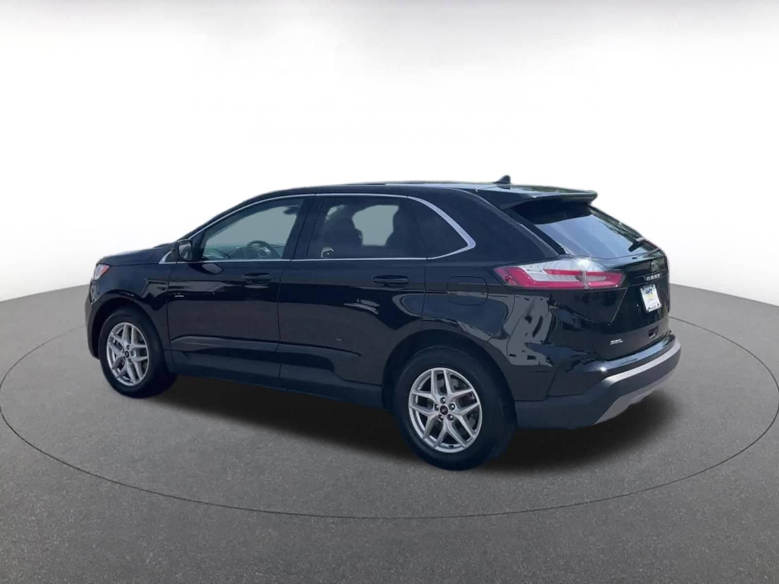 Thumbnail: 2023 Ford Edge - 16