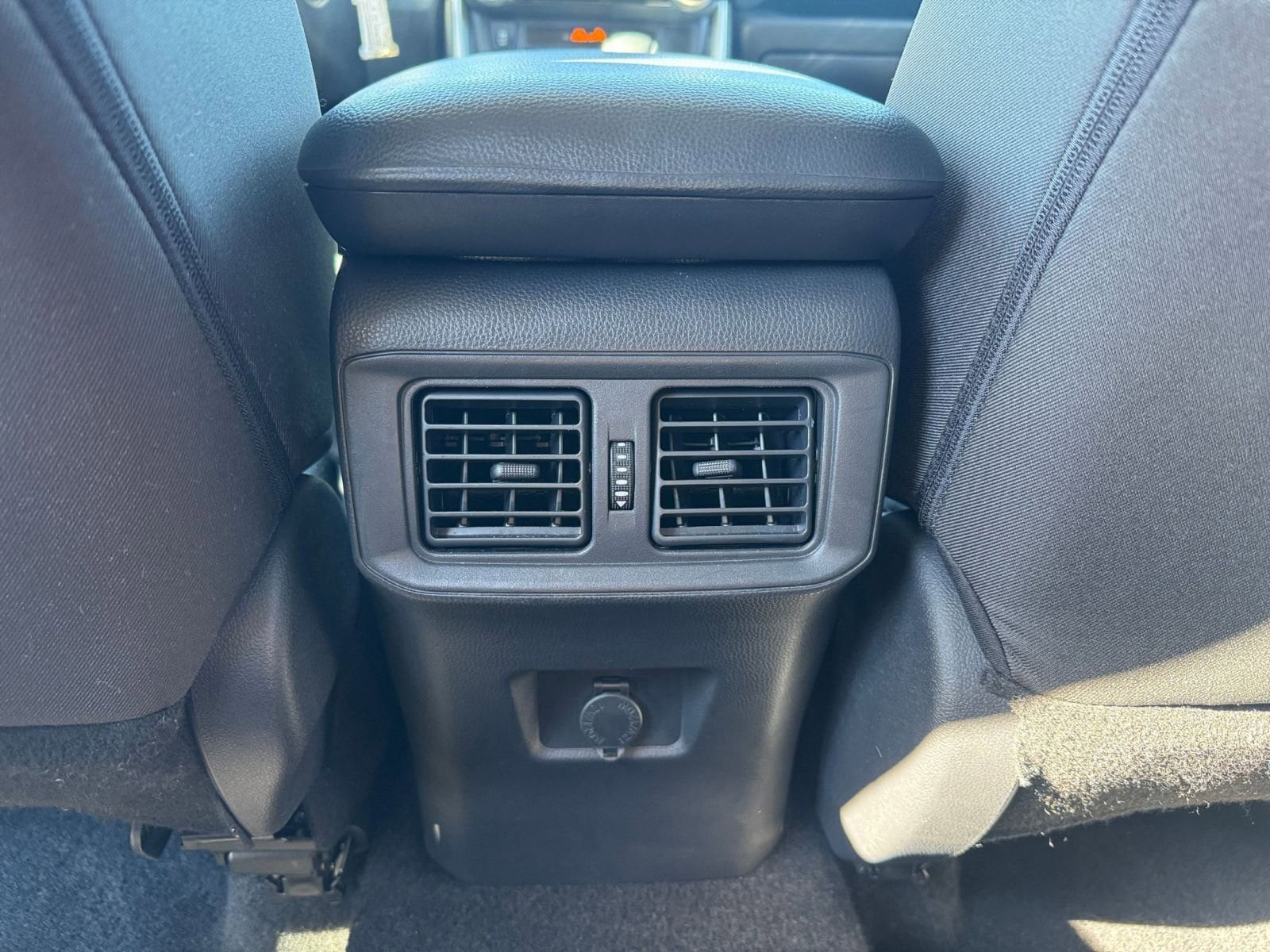 Thumbnail: 2025 Toyota RAV4 - 23