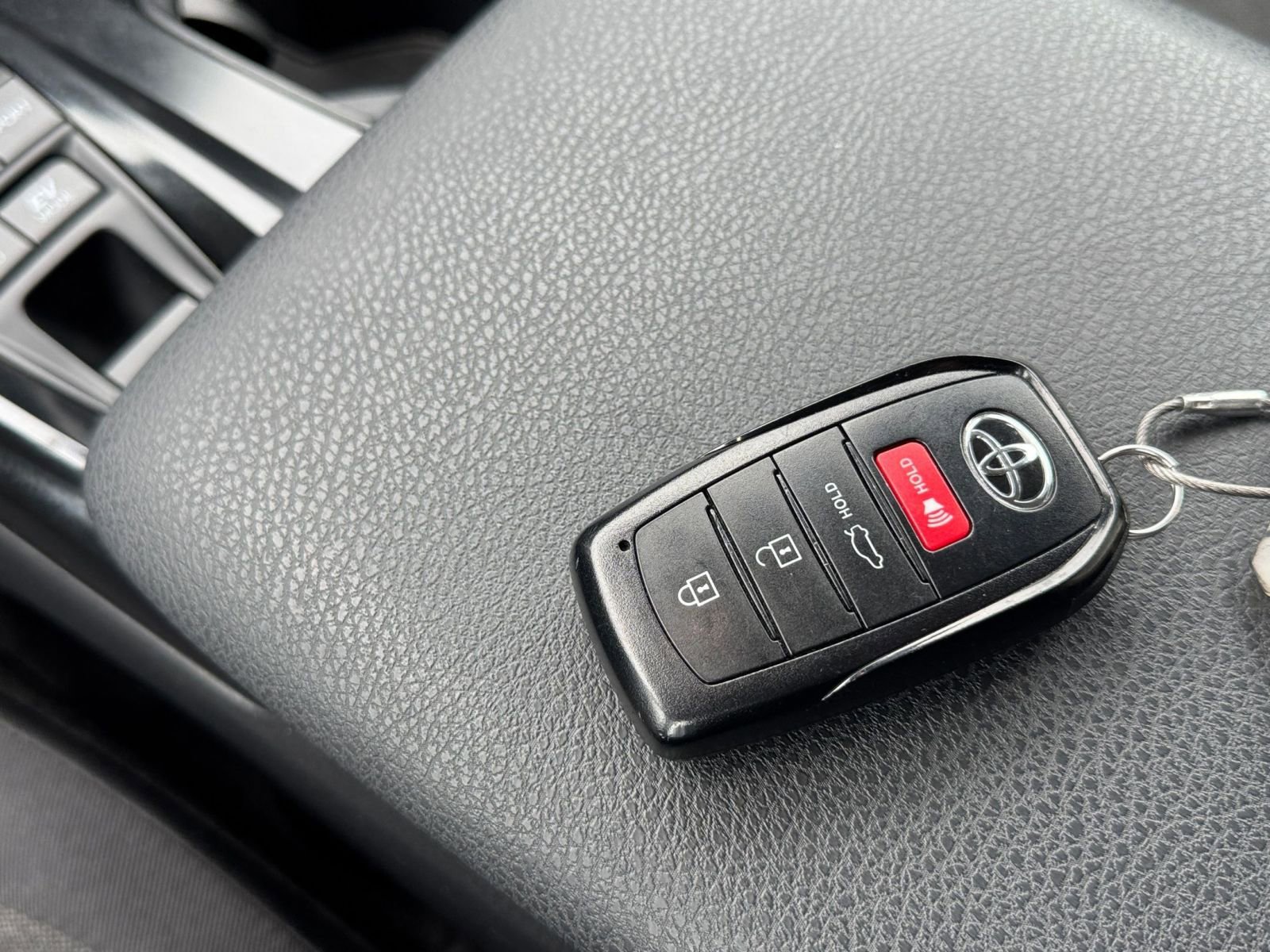 Thumbnail: 2025 Toyota Camry - 22