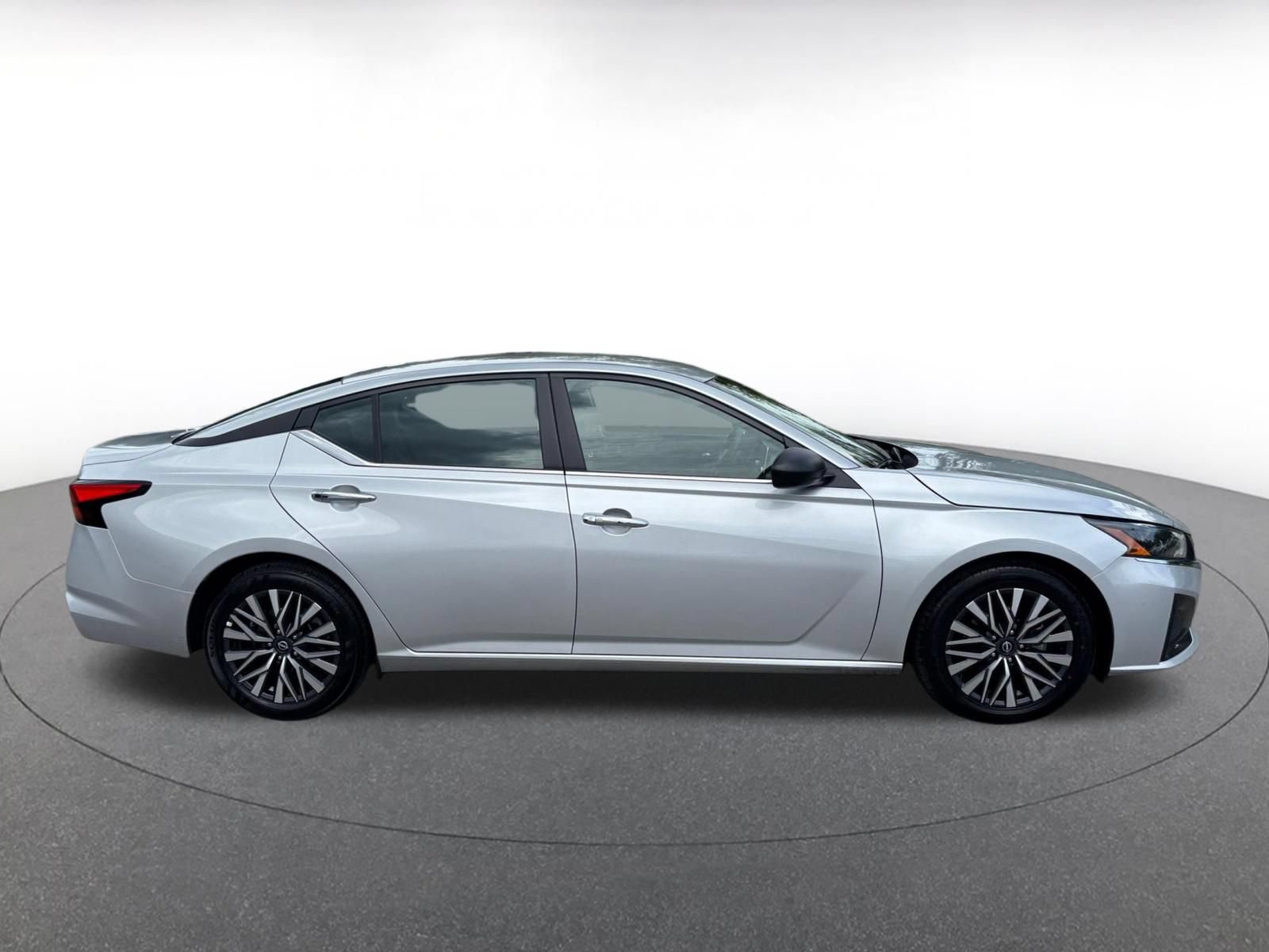 Thumbnail: 2025 Nissan Altima - 15