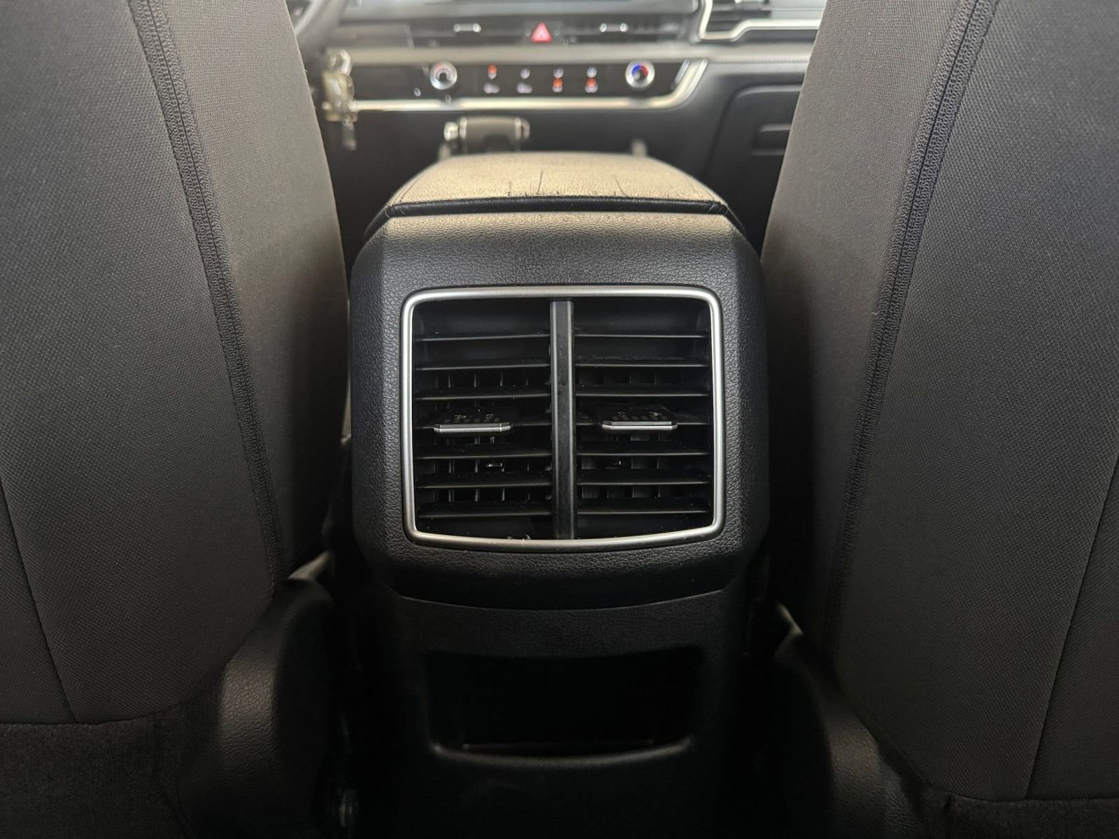 Thumbnail: 2023 Kia Sportage - 19