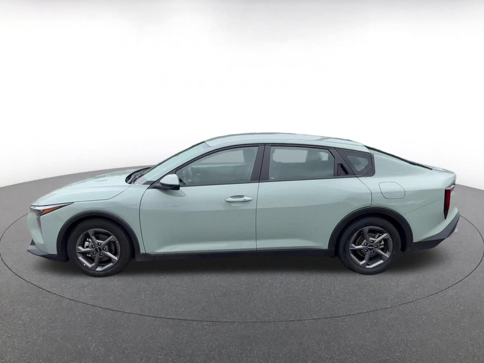 Thumbnail: 2025 Kia K4 - 6