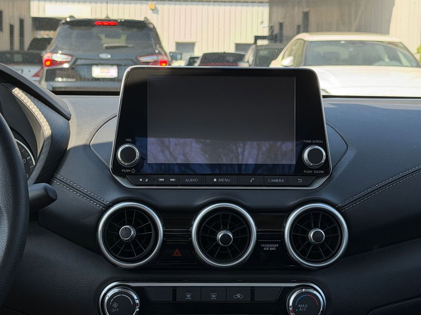 Thumbnail: 2025 Nissan Sentra - 20