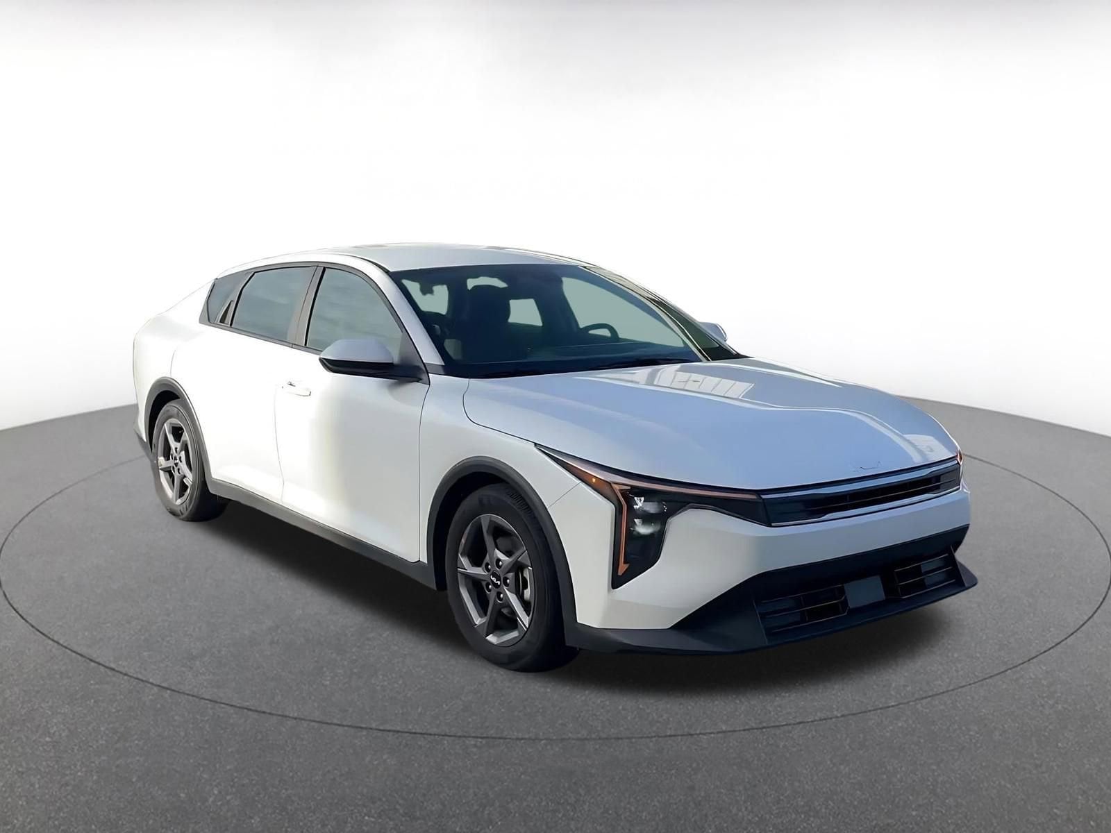 Thumbnail: 2025 Kia K4 - 2