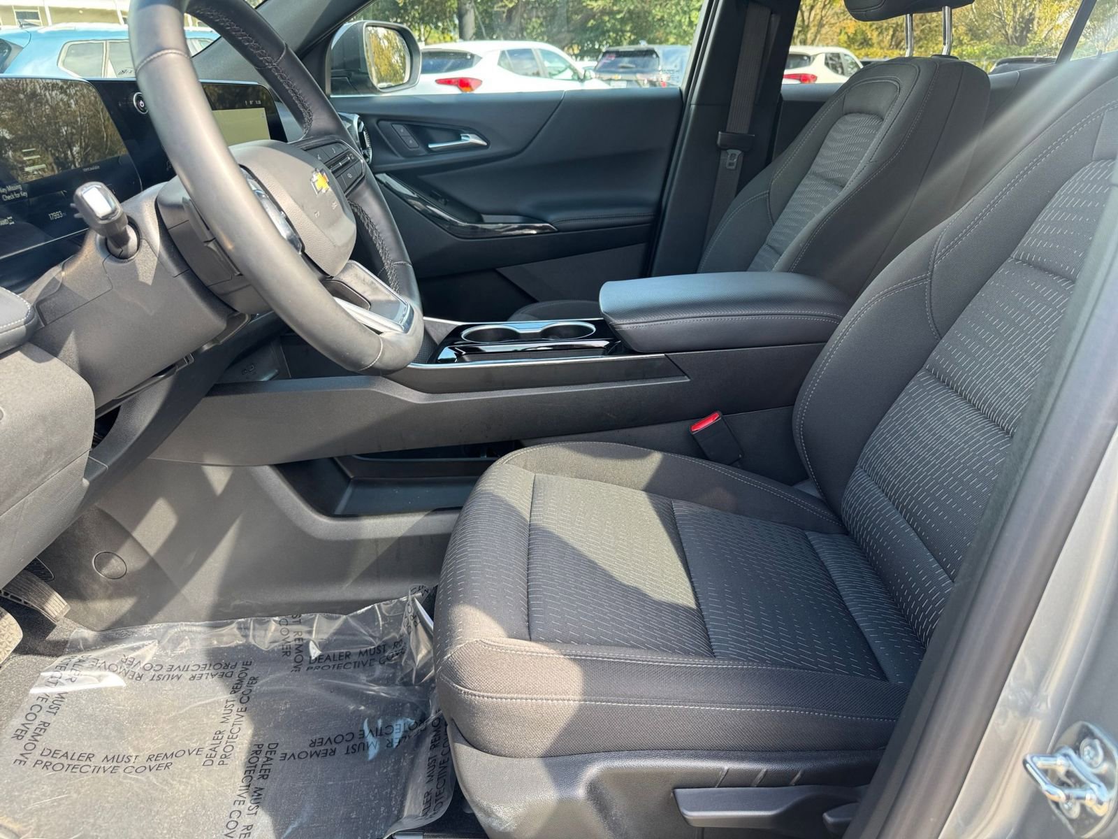 Thumbnail: 2025 Chevrolet Equinox - 25