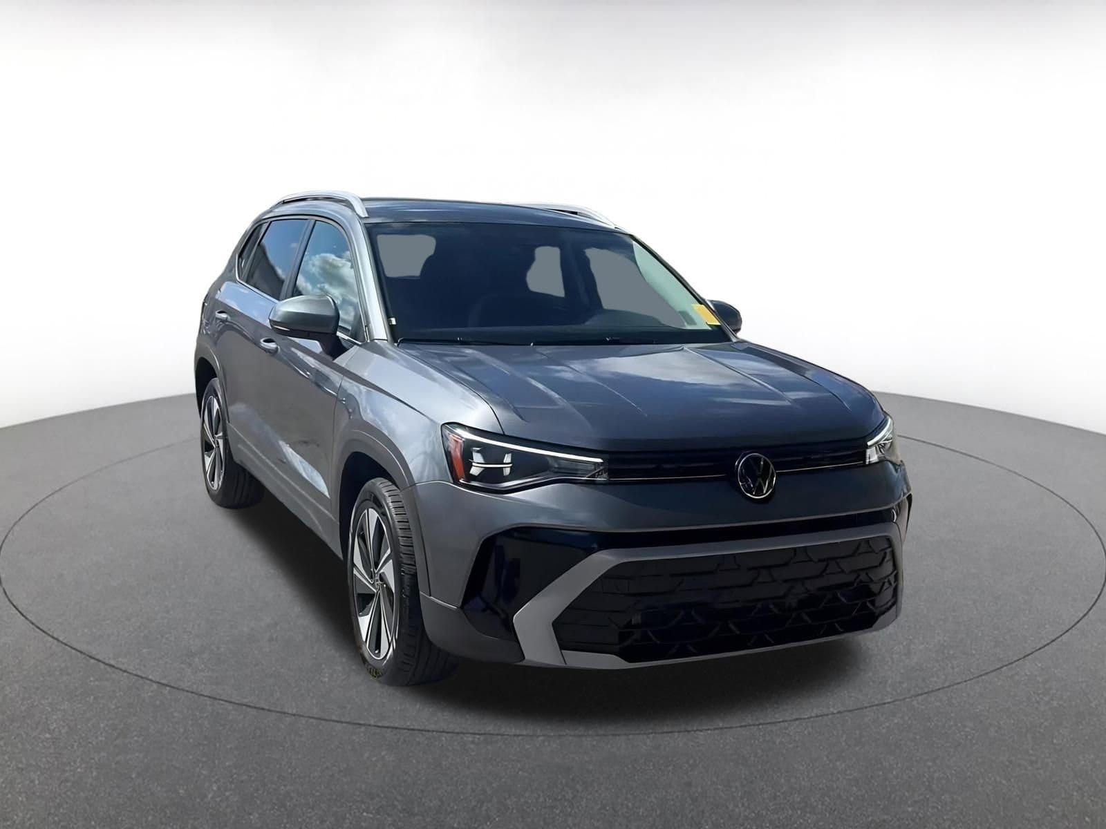 Thumbnail: 2025 Volkswagen Taos - 2