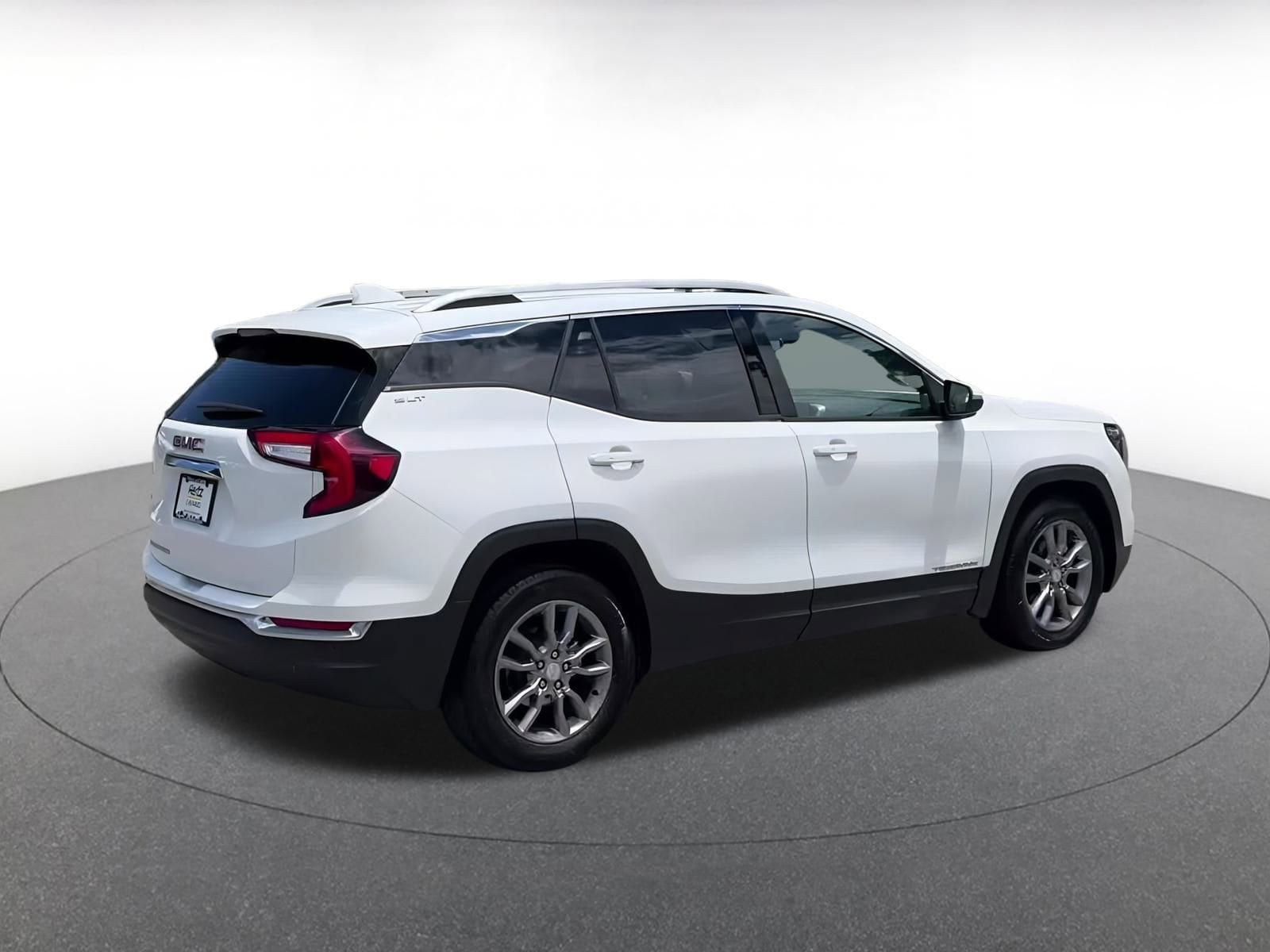 Thumbnail: 2023 GMC Terrain - 14
