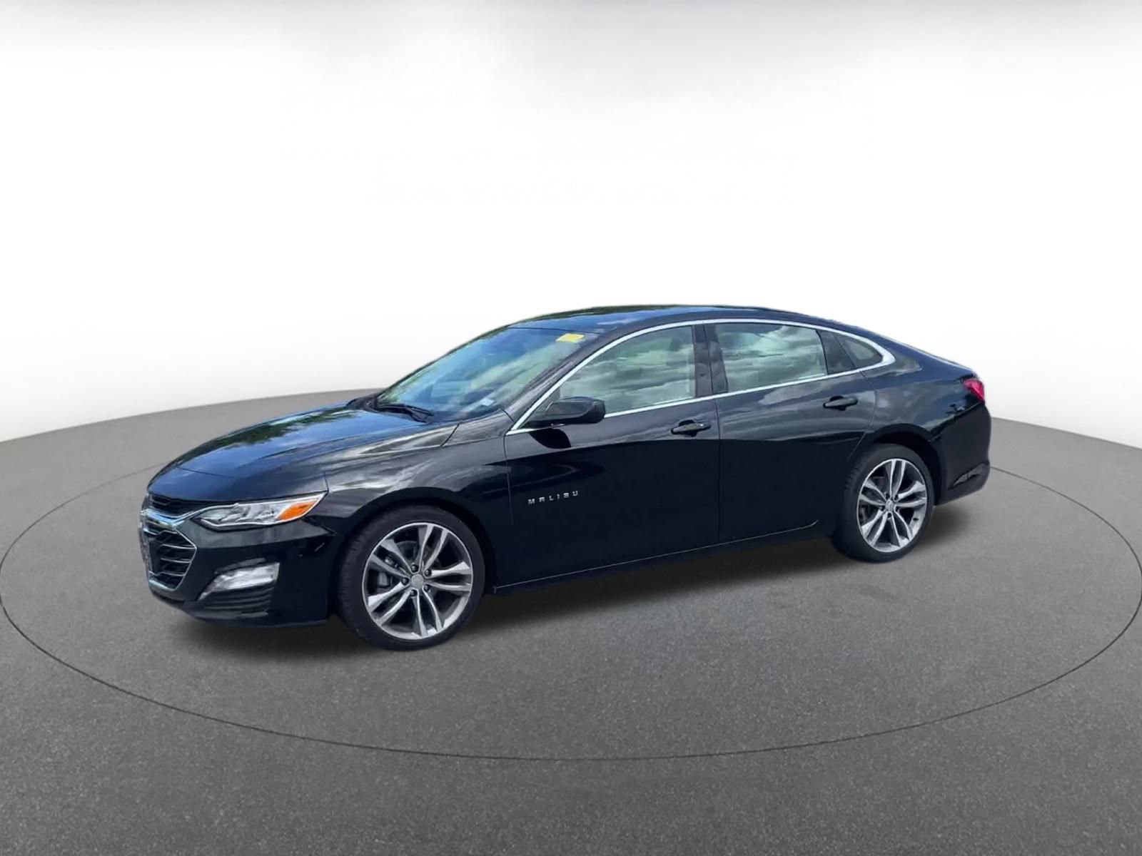 Thumbnail: 2024 Chevrolet Malibu - 7