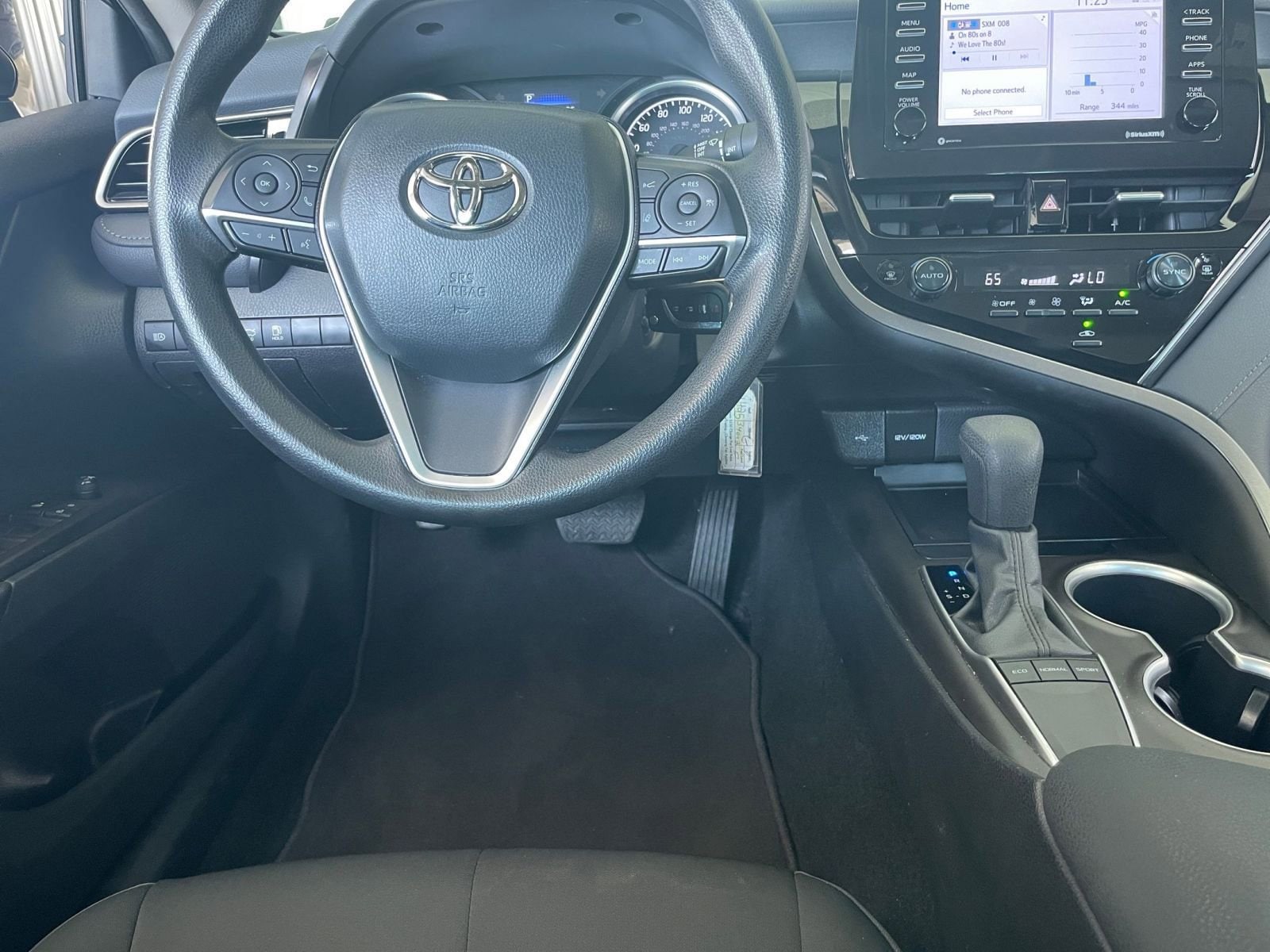 2024 Toyota Camry LE 27