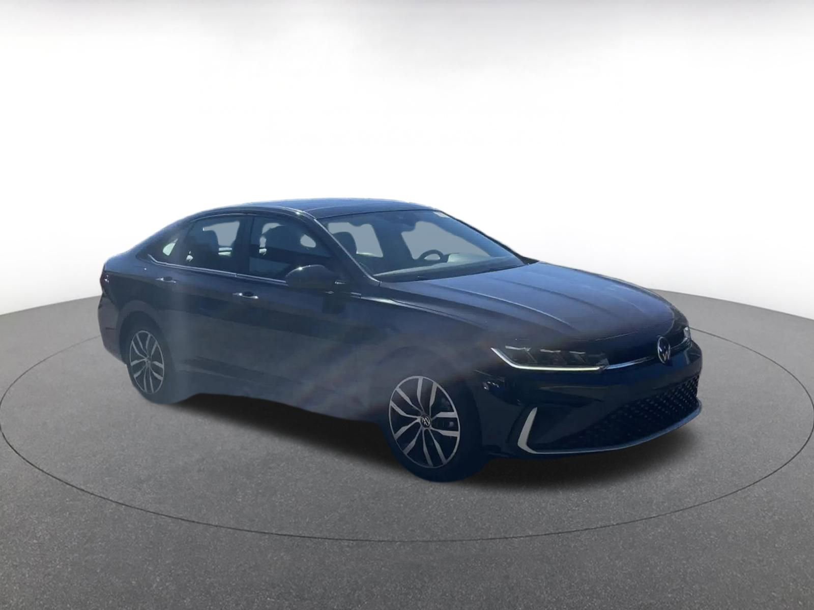 Thumbnail: 2025 Volkswagen Jetta - 2