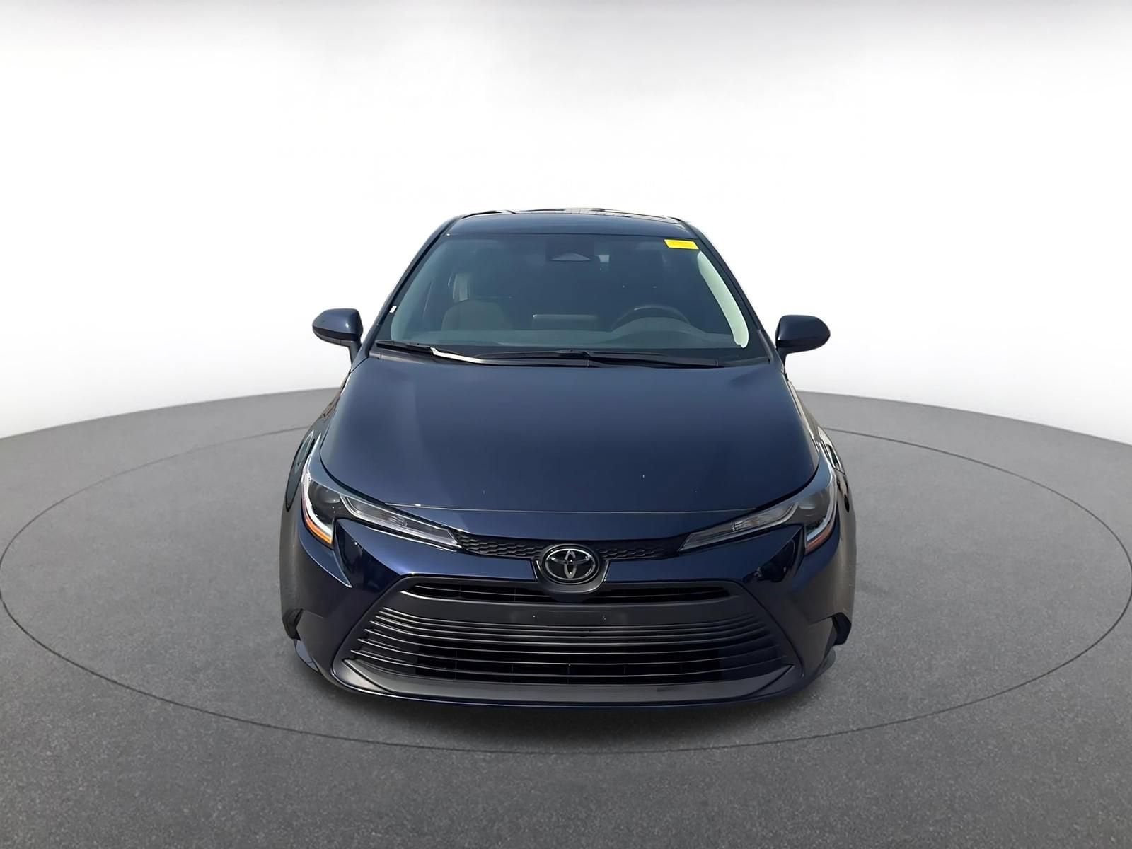 Thumbnail: 2025 Toyota Corolla - 3