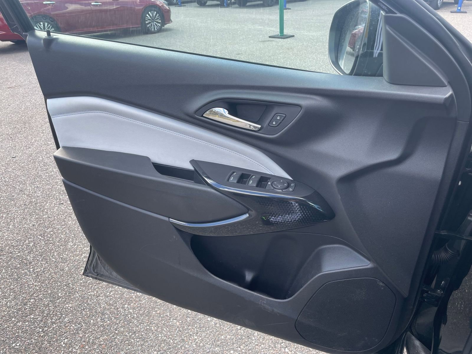 Thumbnail: 2025 Chevrolet Trax - 20