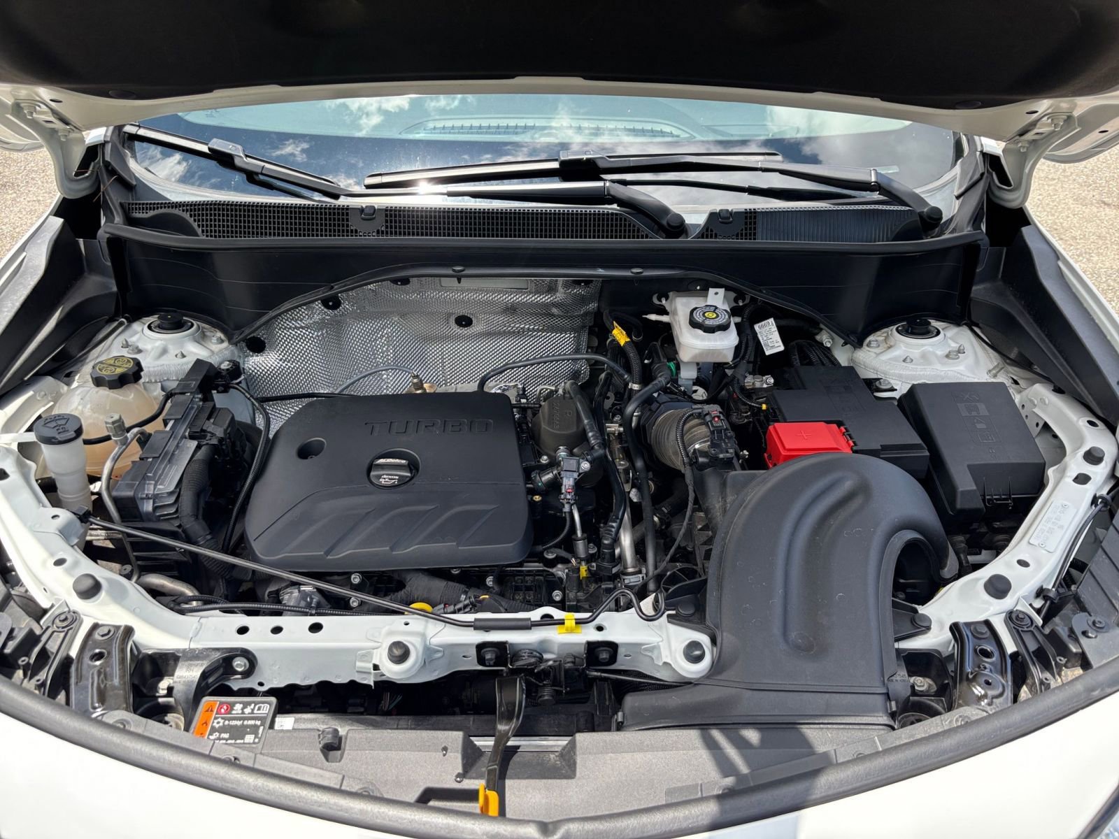 Thumbnail: 2025 Buick Encore GX - 31