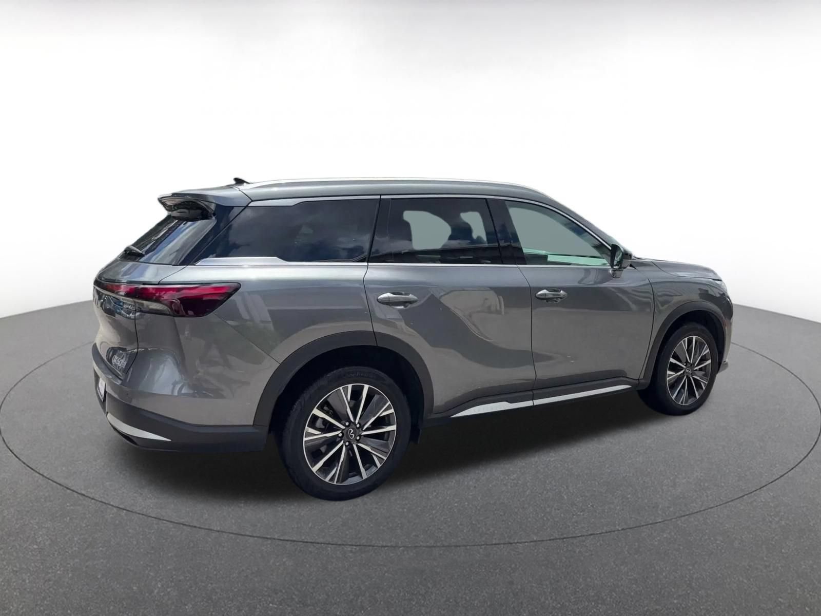 Thumbnail: 2026 INFINITI QX60 - 12